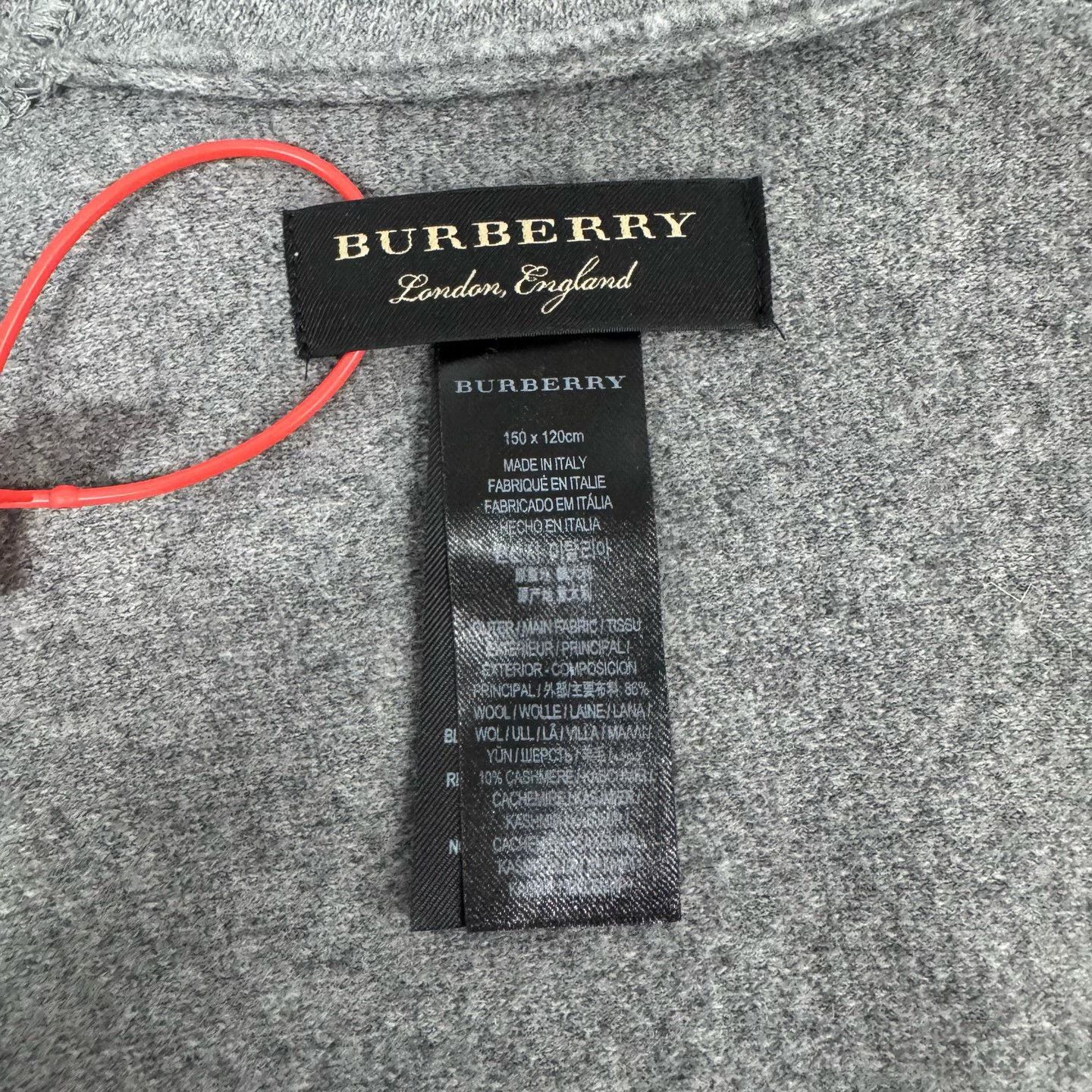 Burberry Burberry Logo Wool Cashmere Hooded Poncho OS Size US M / EU 48-50 / 2 - 6 Thumbnail