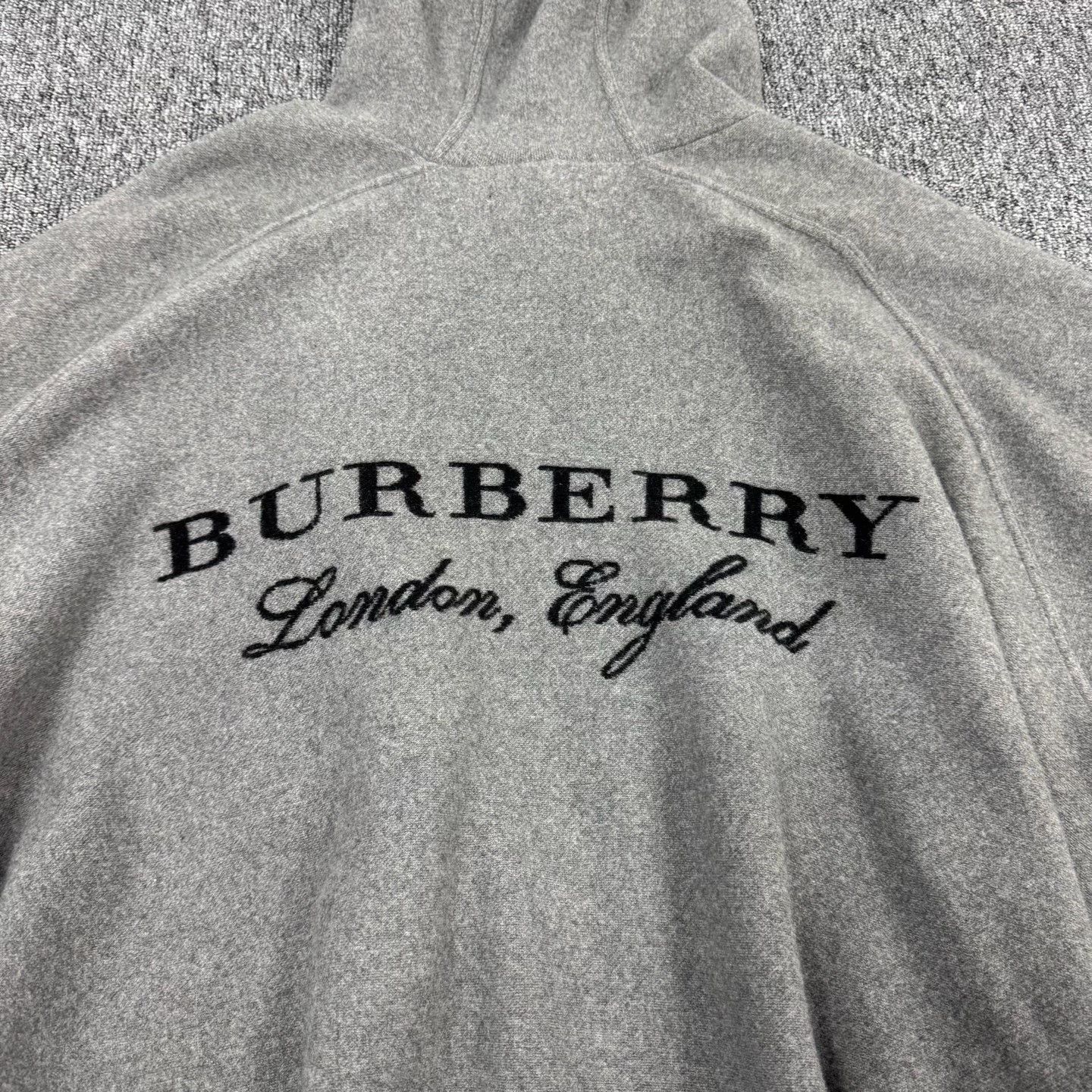 Burberry Burberry Logo Wool Cashmere Hooded Poncho OS Size US M / EU 48-50 / 2 - 5 Thumbnail