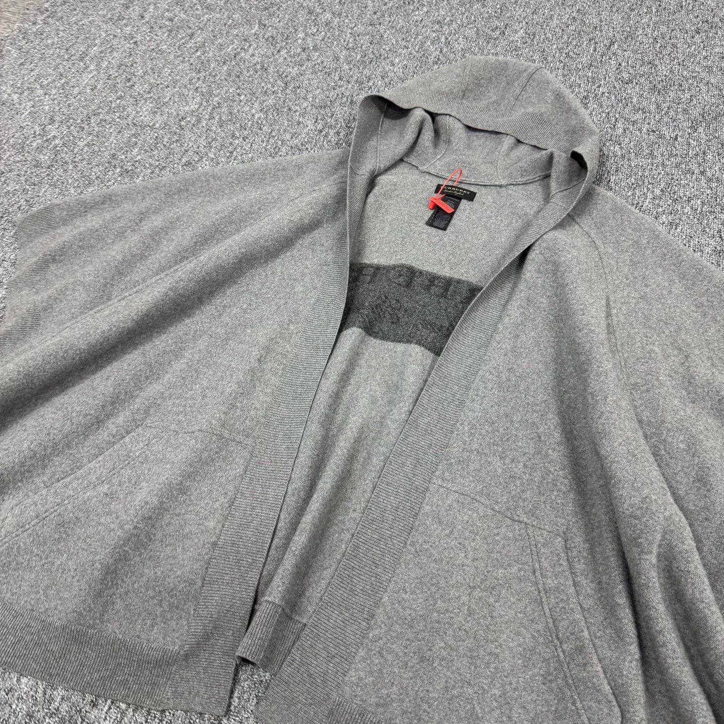 Burberry Burberry Logo Wool Cashmere Hooded Poncho OS Size US M / EU 48-50 / 2 - 4 Thumbnail