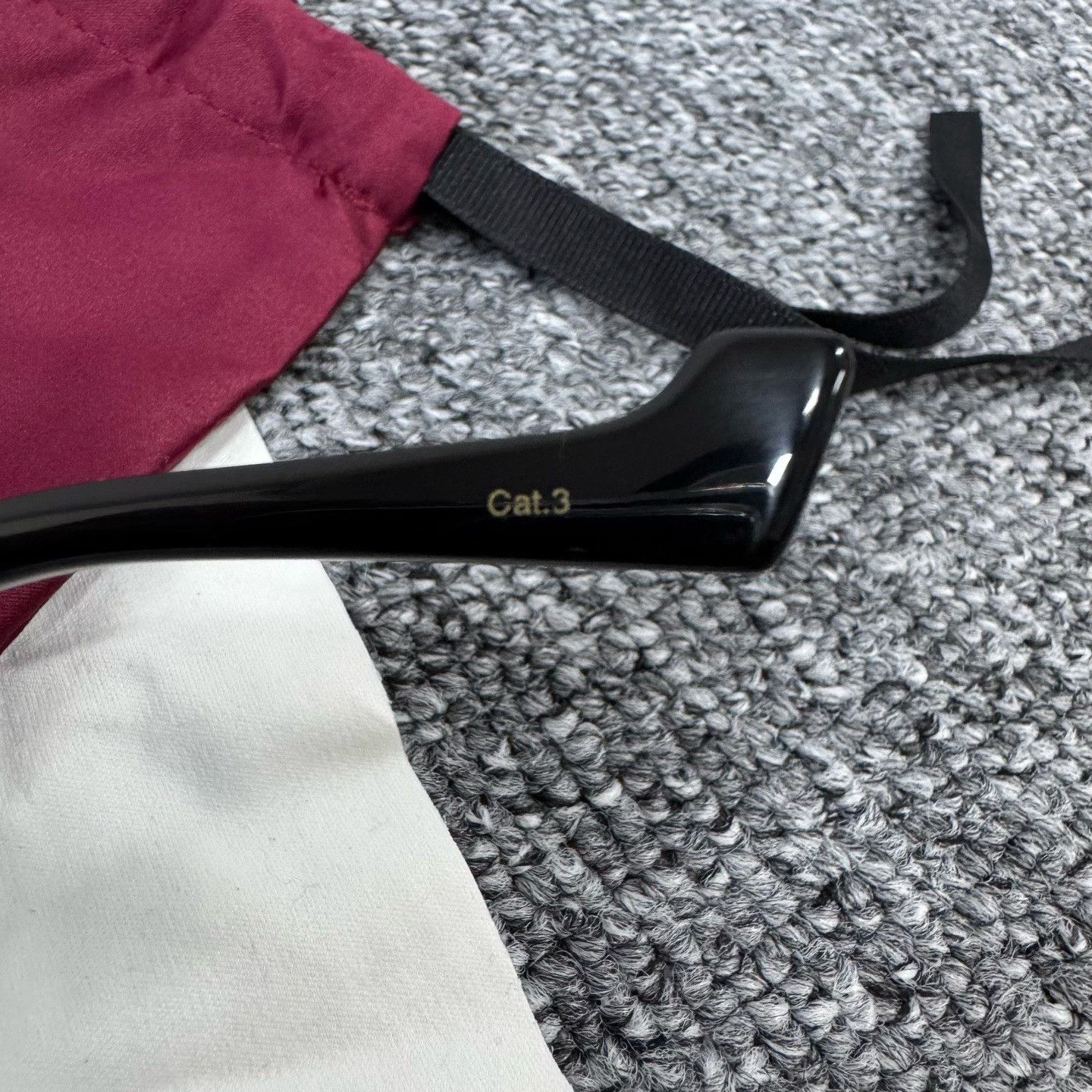 Gucci Gucci Gold GG Logo Sunglasses ONE SIZE Size ONE SIZE - 7 Thumbnail