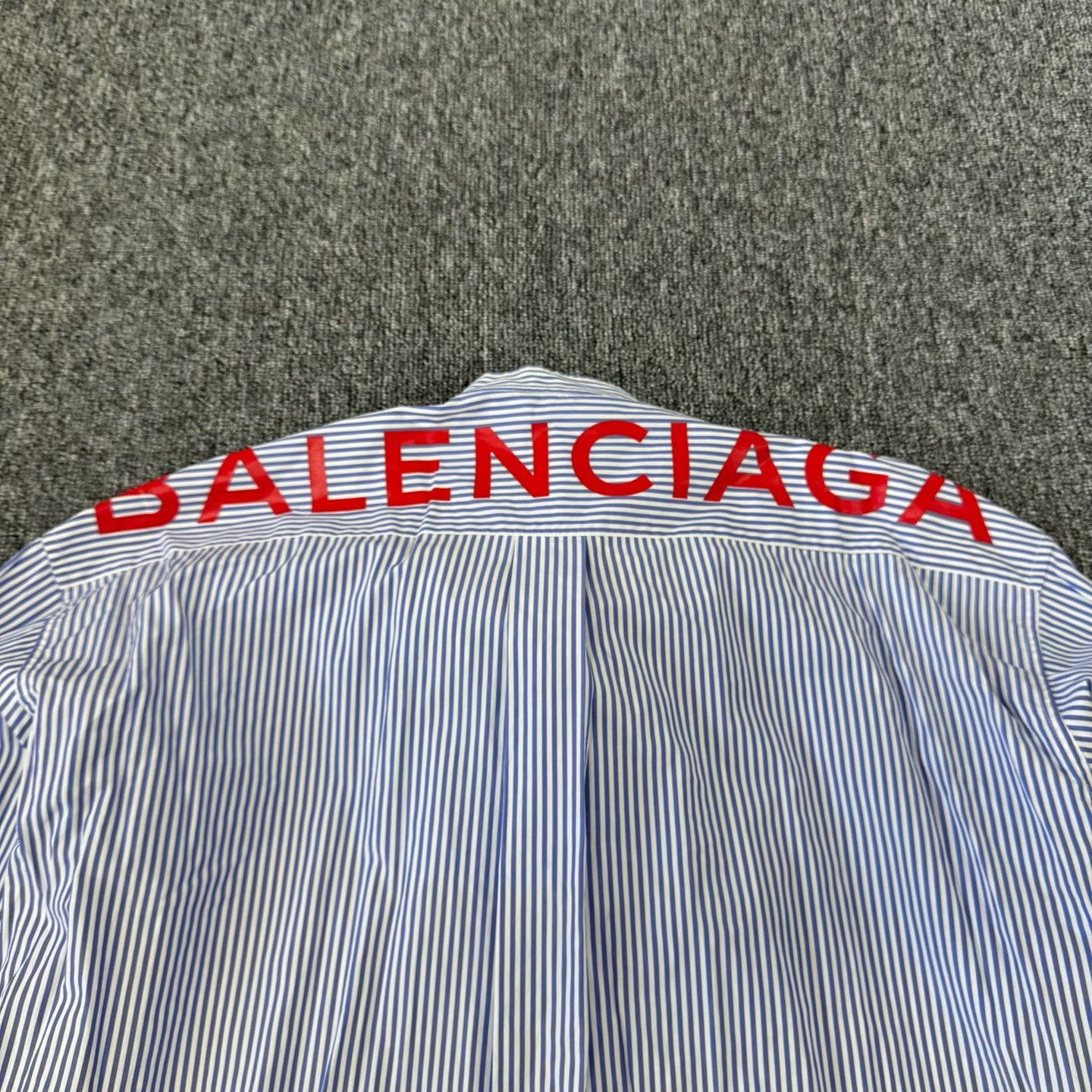 Balenciaga Balenciaga Back Logo Striped Shirt 36 Size US S / EU 44-46 / 1 - 7 Thumbnail