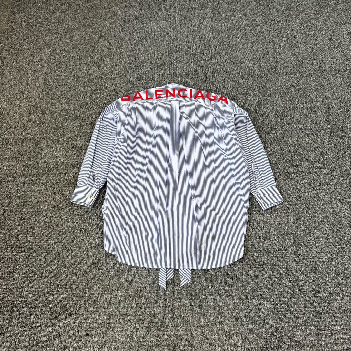 Balenciaga Balenciaga Back Logo Striped Shirt 36 Size US S / EU 44-46 / 1 - 2 Thumbnail