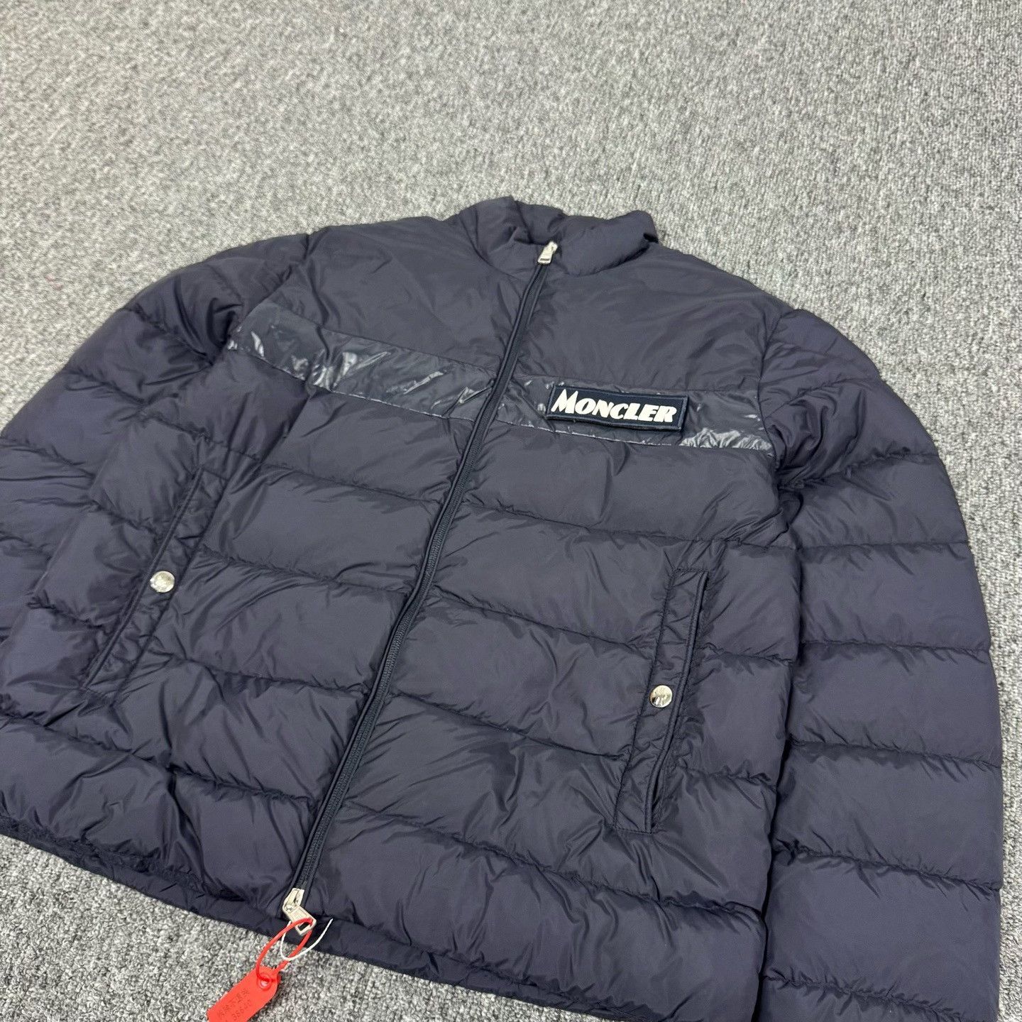 Moncler Moncler Logo Patch Down Puffer Jacket Size 2 Size US M / EU 48-50 / 2 - 5 Thumbnail