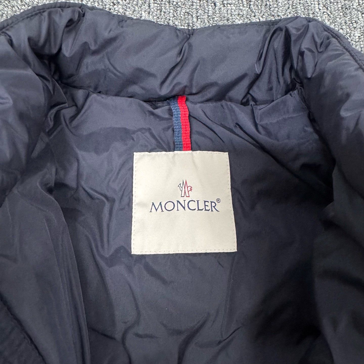 Moncler Moncler Logo Patch Down Puffer Jacket Size 2 Size US M / EU 48-50 / 2 - 7 Thumbnail