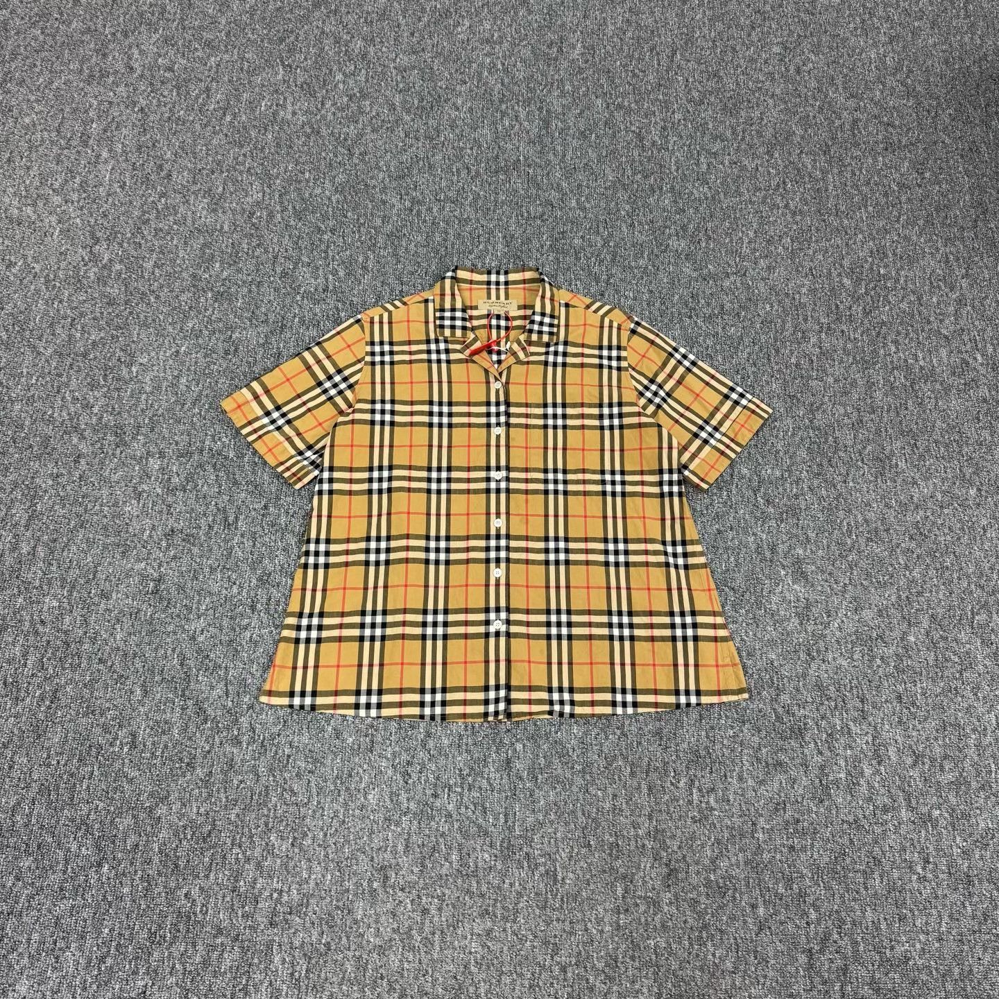 Burberry Burberry Classic Check Short Sleeve Shirt UK 4 Size XS / US 0-2 / IT 36-38 - 2 Thumbnail