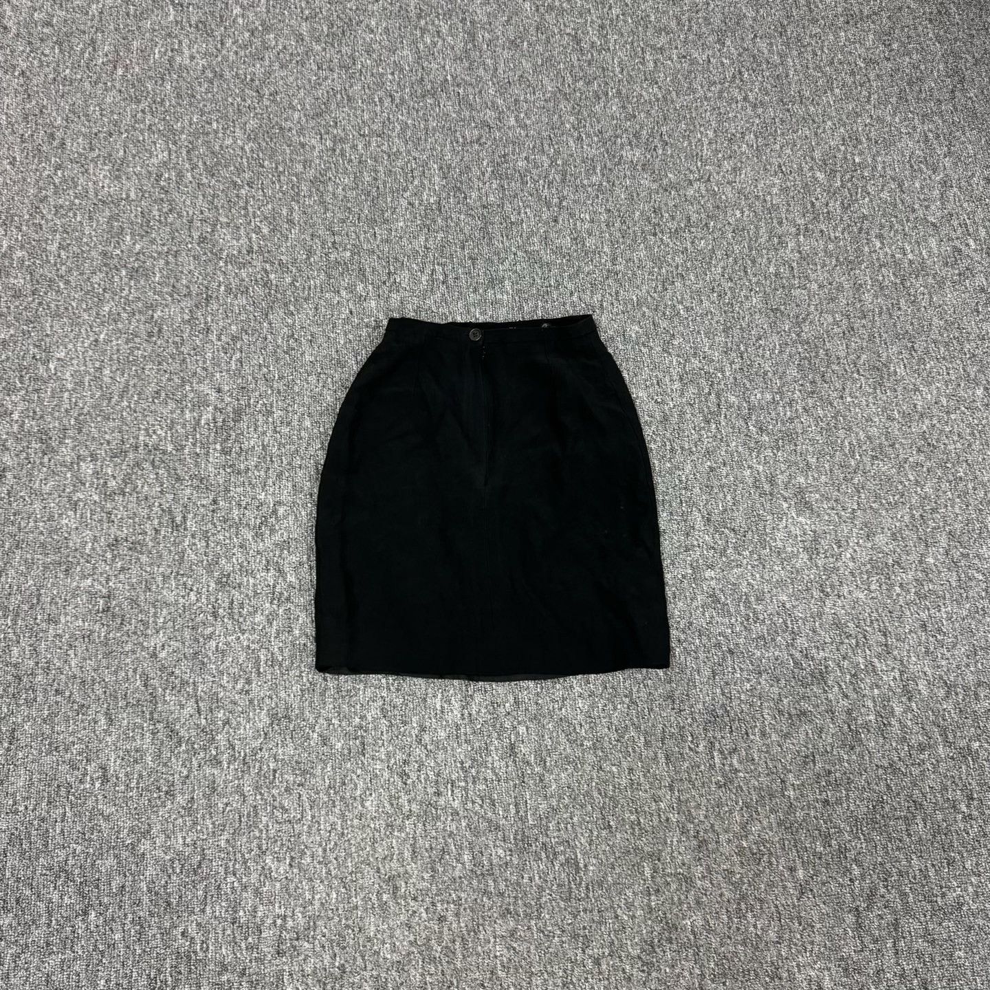Celine Celine Metal Logo Plate Mini Skirt FR 36 Size 26" / US 2 / IT 38 - 3 Thumbnail