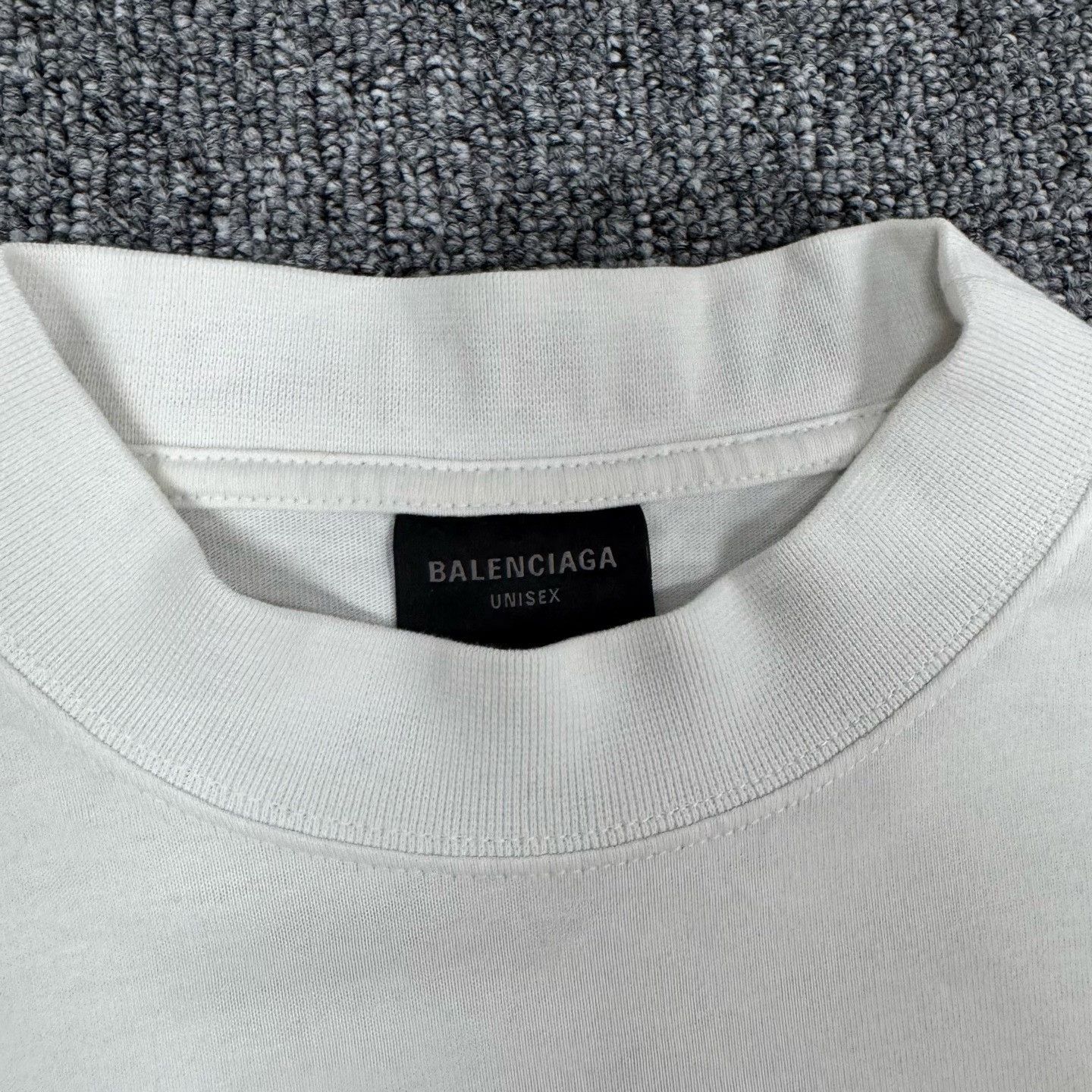 Balenciaga Balenciaga Heart Print Graphic T-Shirt XS Size US XS / EU 42 / 0 - 5 Thumbnail