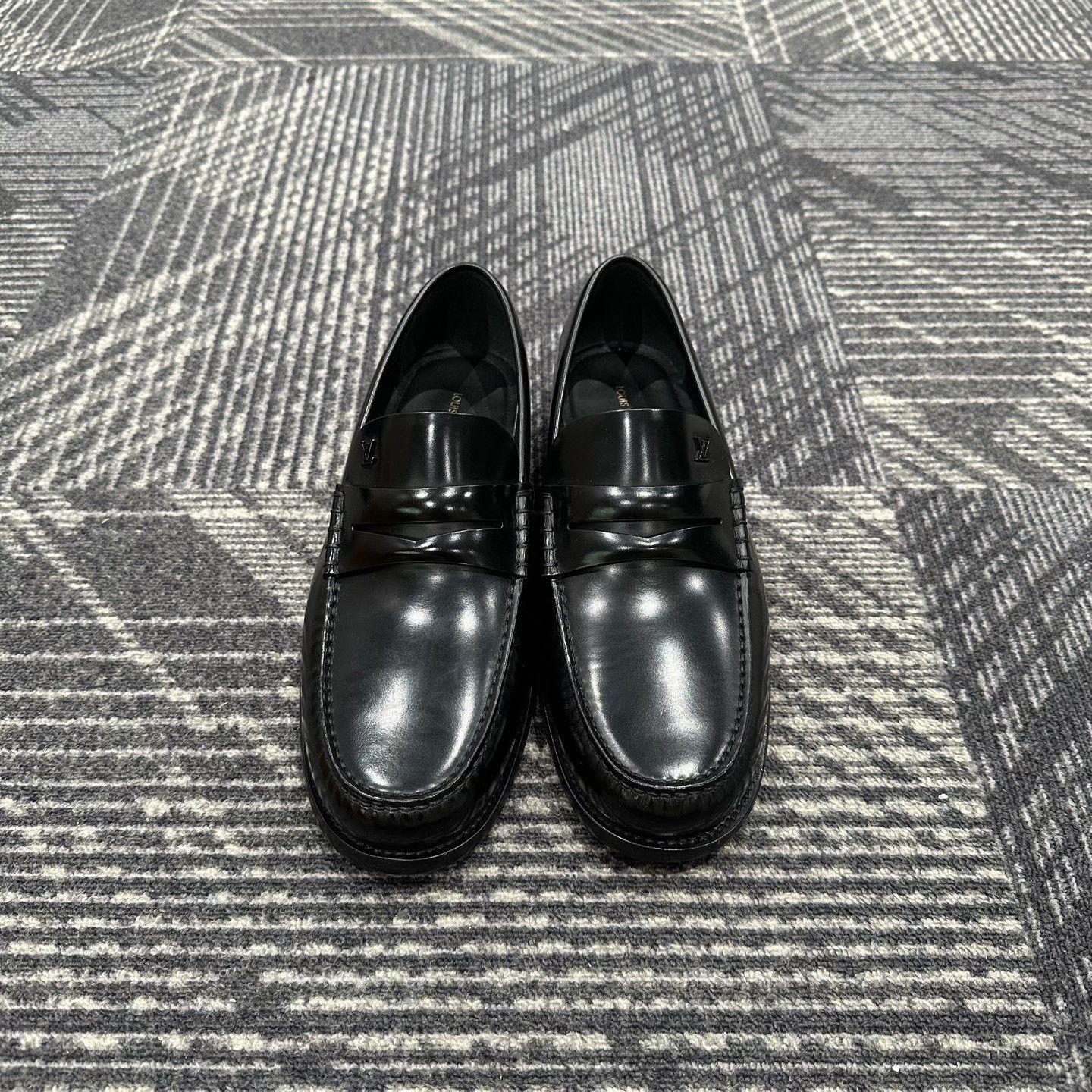Louis Vuitton Louis Vuitton Leather Monceau Loafers Size 8.5 Size US 8.5 / EU 41-42 - 3 Thumbnail