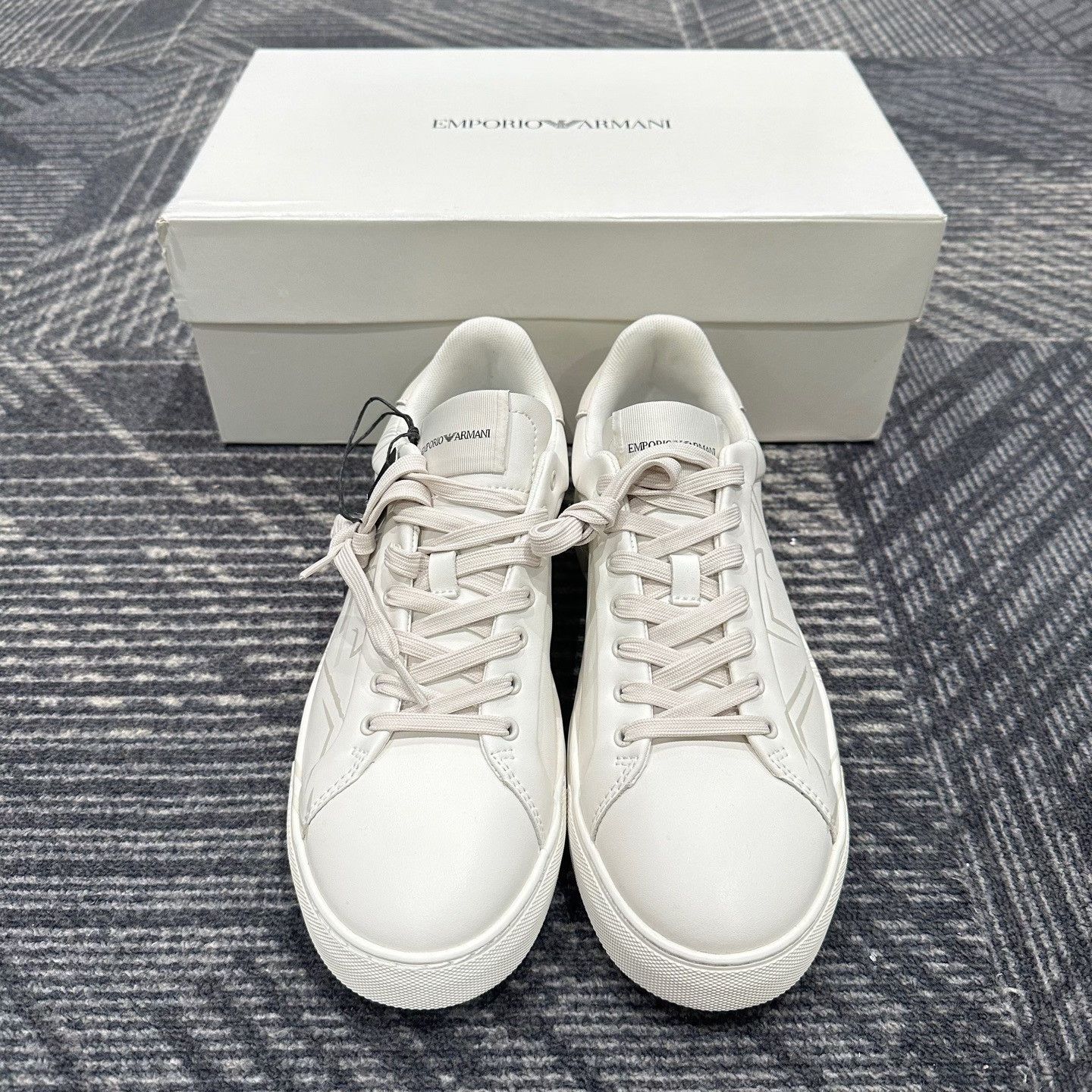 Emporio Armani Emporio Armani Logo Print Leather Sneakers 41 Size US 8 / EU 41 - 3 Thumbnail