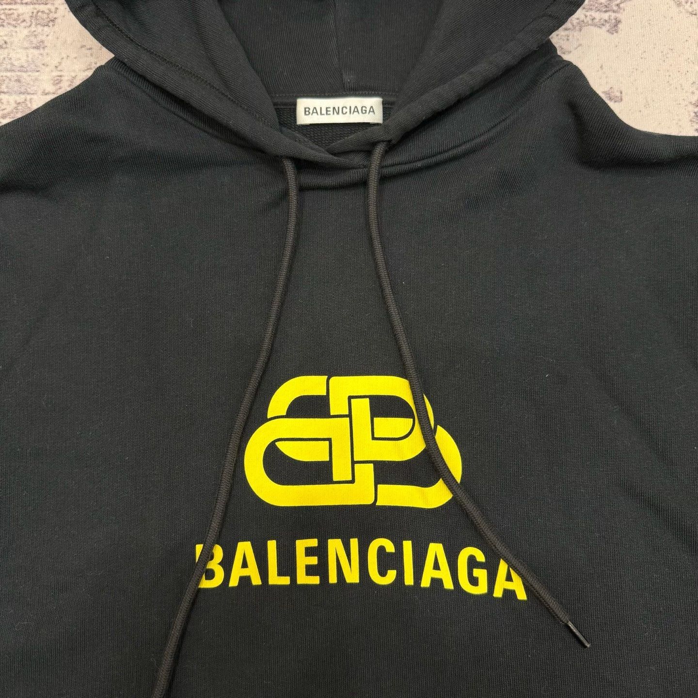 Balenciaga Balenciaga Yellow BB Logo Hoodie Size XS Size US XS / EU 42 / 0 - 6 Thumbnail