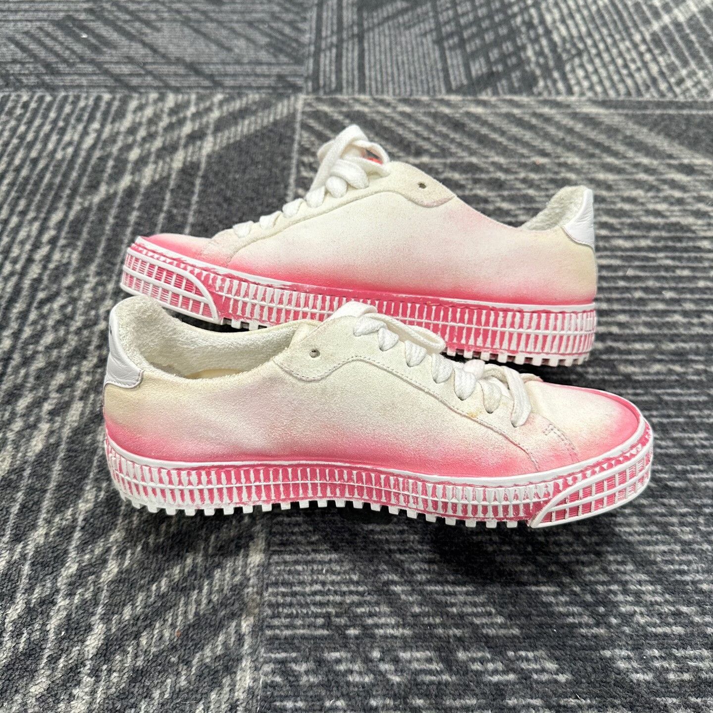 Off-White Off-White Pink Gradient Low 3.0 Sneakers 35 Size US 5 / IT 35 - 6 Thumbnail