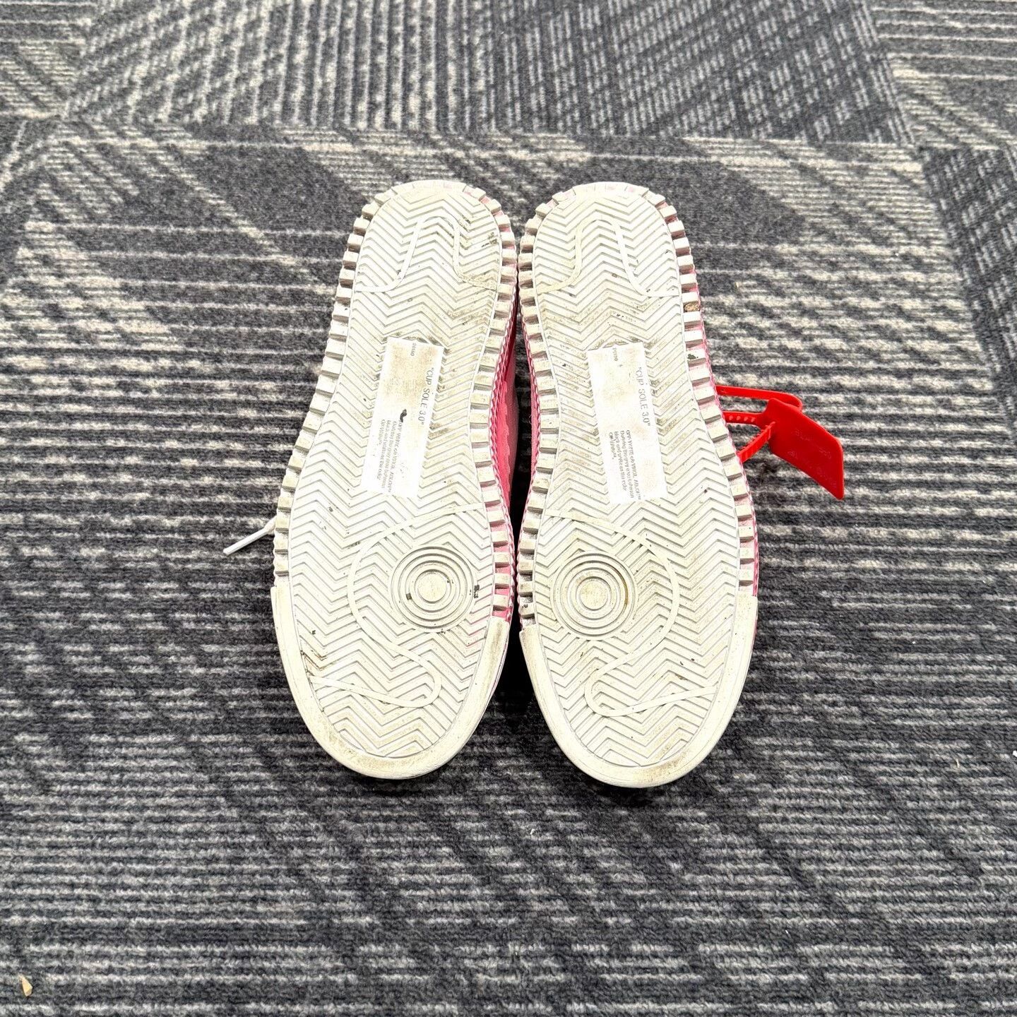 Off-White Off-White Pink Gradient Low 3.0 Sneakers 35 Size US 5 / IT 35 - 7 Thumbnail
