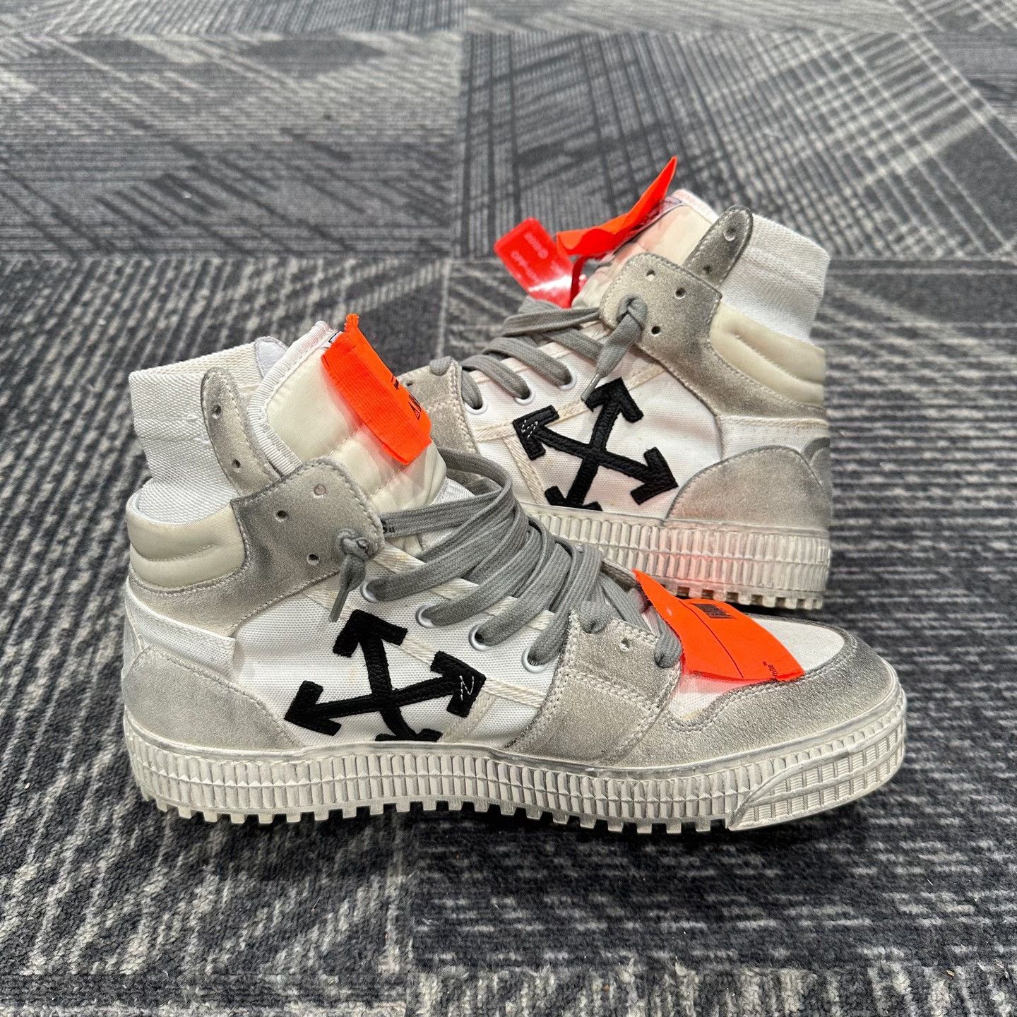 Off-White Off-White Distressed High-Top Sneakers Size 41 Size US 8 / EU 41 - 6 Thumbnail
