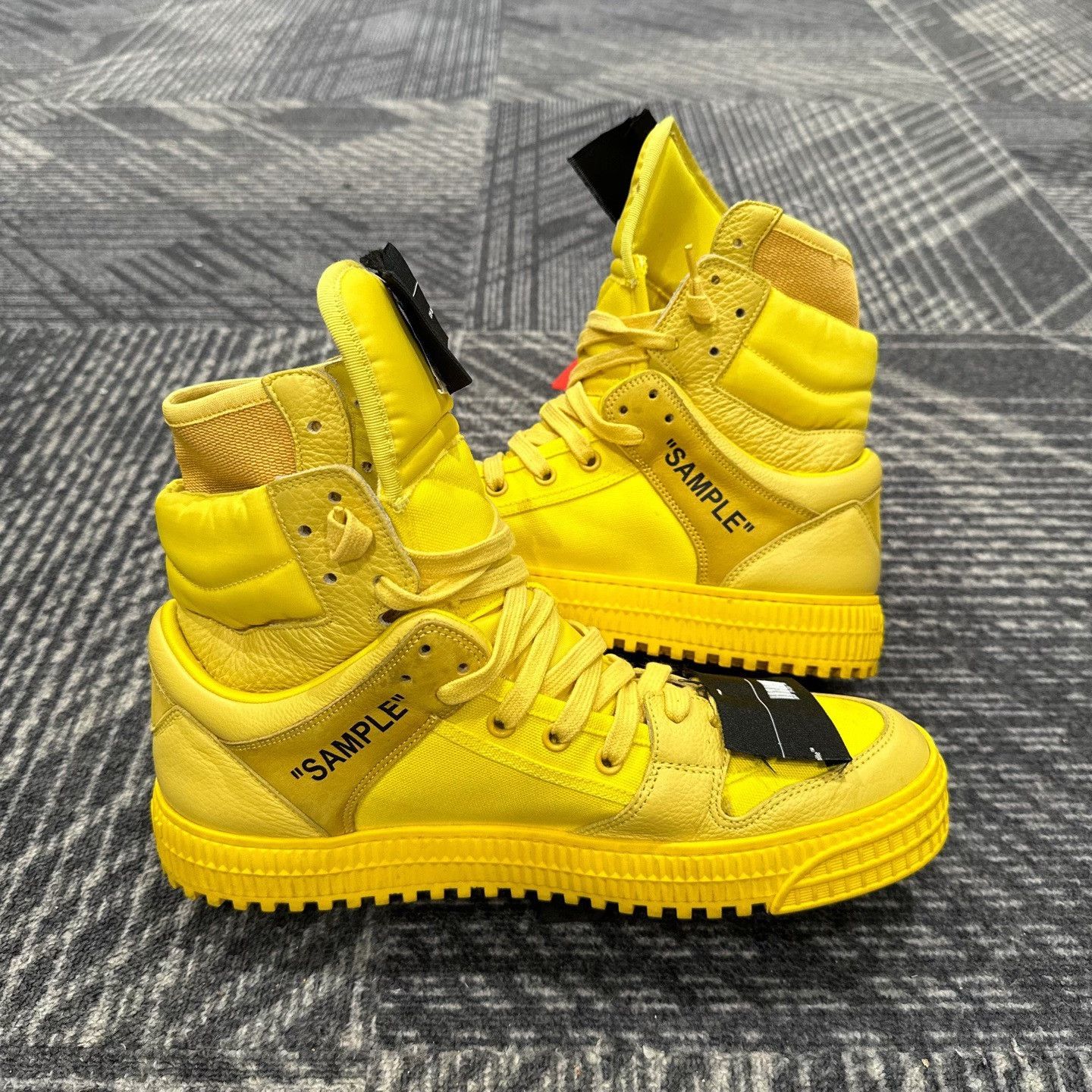 Off-White Off-White Yellow Sample Off-Court 3.0 Sneakers 41 Size US 8 / EU 41 - 6 Thumbnail