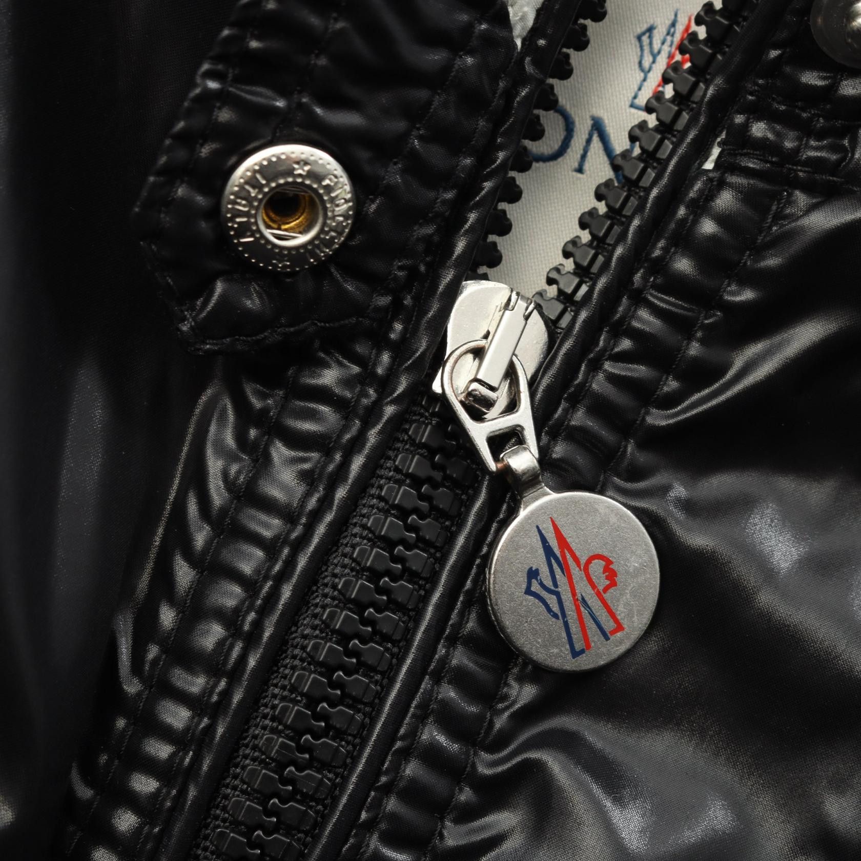 Moncler Moncler Moncler Nylon Outerwear Textile Outerwear DUTY FREE for USA Size ONE SIZE - 6 Thumbnail