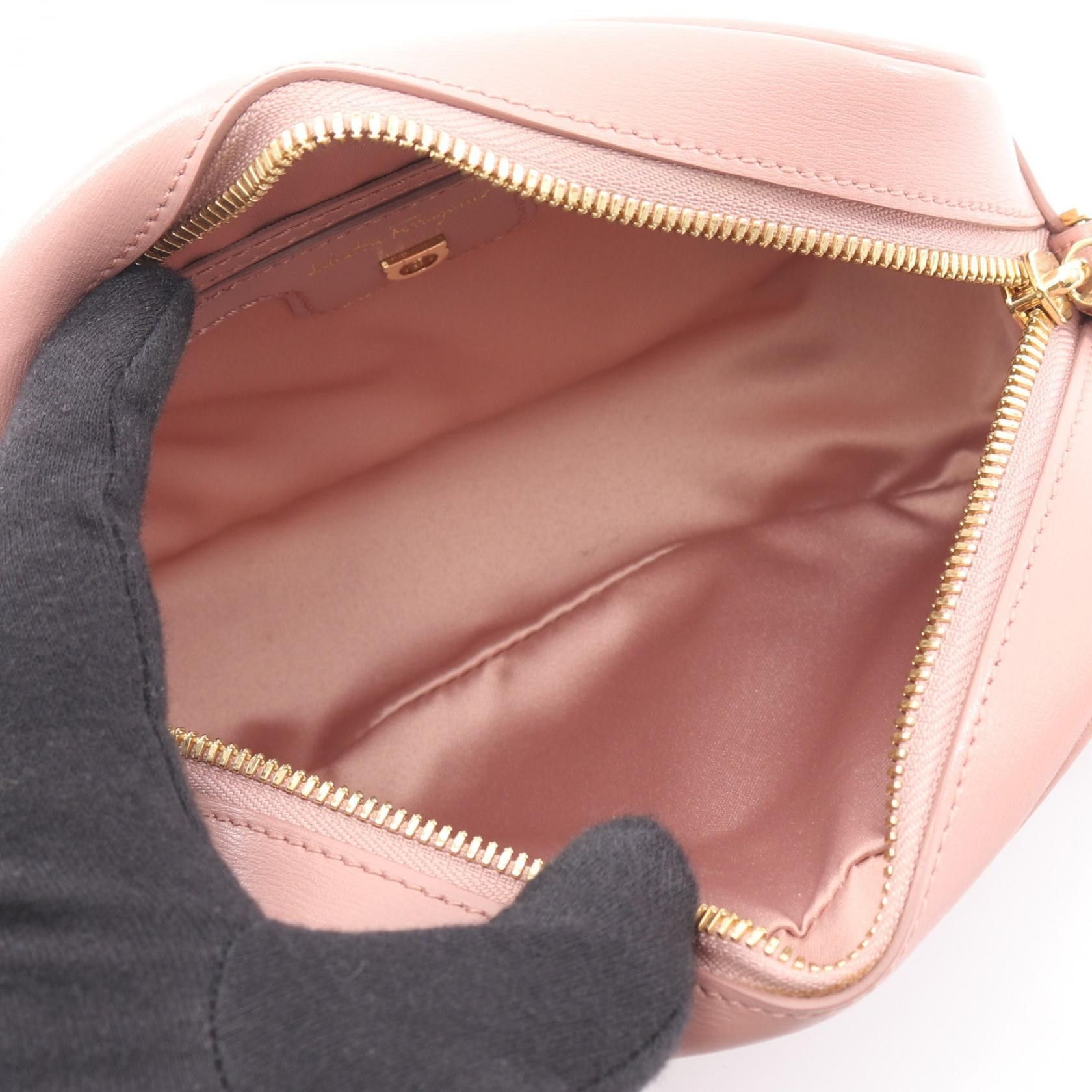 Salvatore Ferragamo Salvatore Ferragamo Salvatore Ferragamo GANCIO CITY leather shoulder bag Leather Shoulder Bag AU-21H006 DUTY FREE for USA Size ONE SIZE - 3 Thumbnail