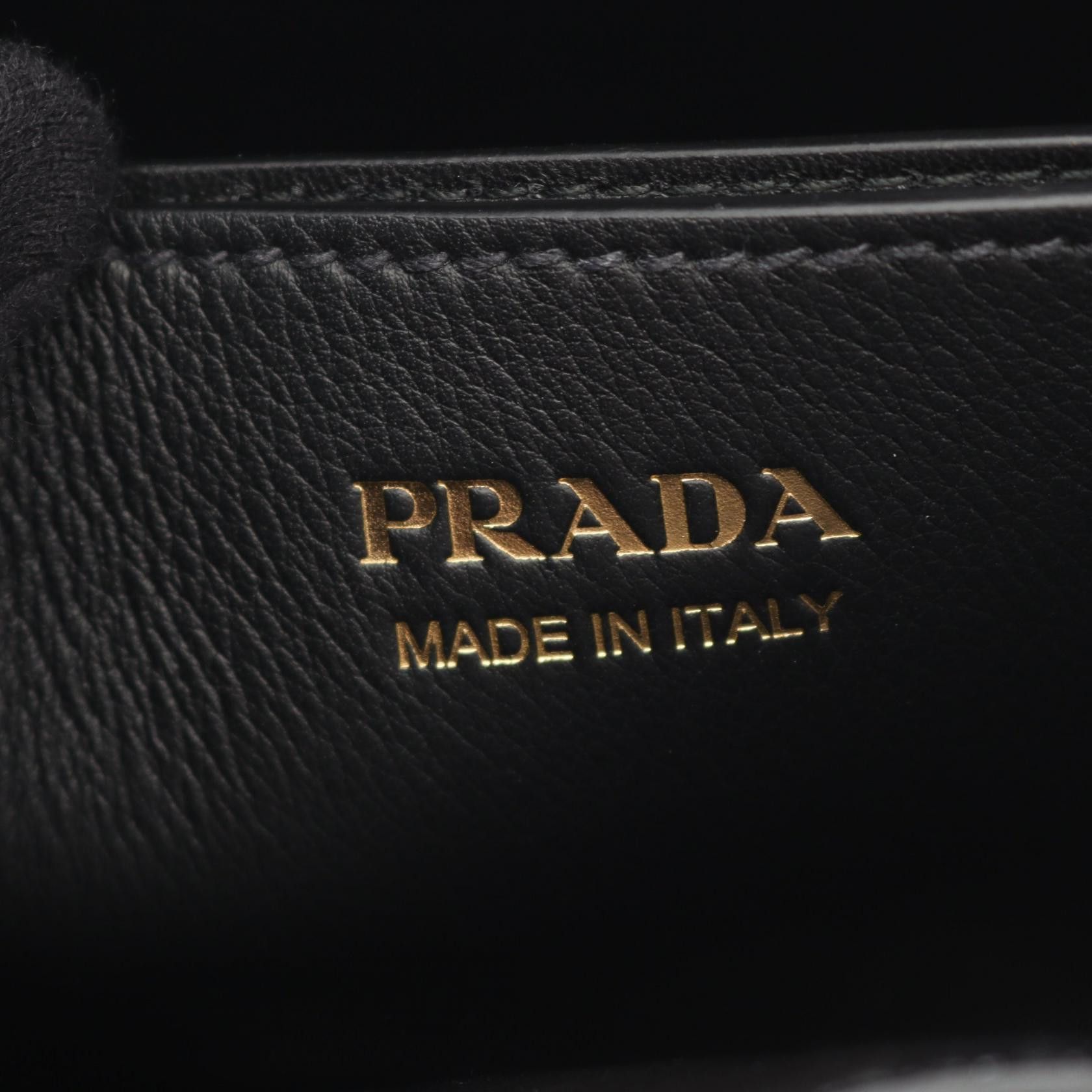 Prada Prada Prada Soft Grain Vite Leather Tote Bag Leather Tote Bag 1BA434 DUTY FREE for USA Size ONE SIZE - 4 Thumbnail