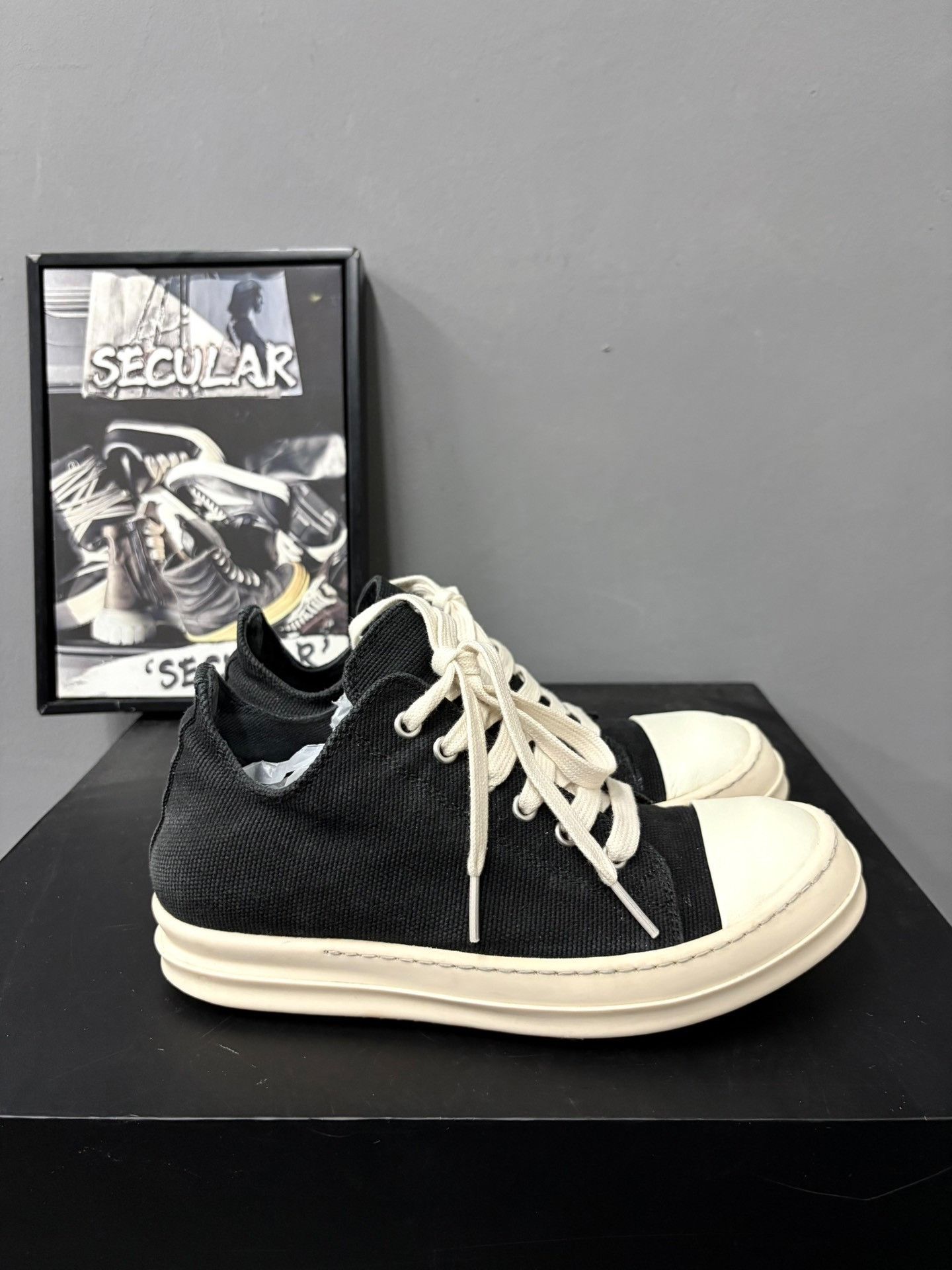 Rick Owens Drkshdw Rick Owens Drkshdw Black White Low-Top Sneakers Size US 5 / IT 35 - 4 Thumbnail