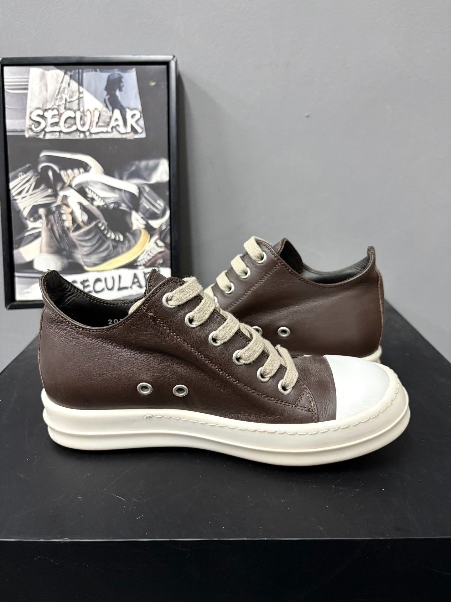 Rick Owens Rick Owens Leather Low-Top Sneakers Size US 4 / IT 34 - 6 Thumbnail