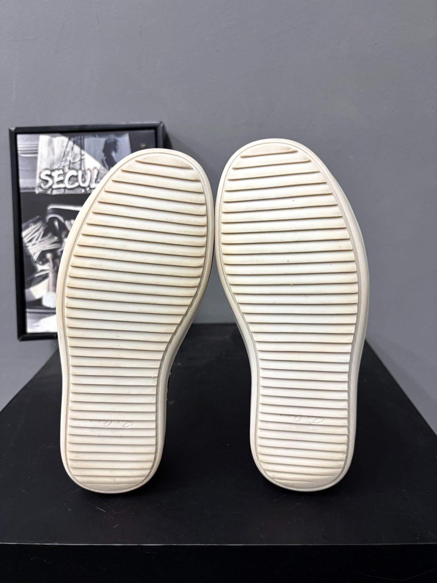 Rick Owens Rick Owens Leather Low-Top Sneakers Size US 4 / IT 34 - 8 Thumbnail