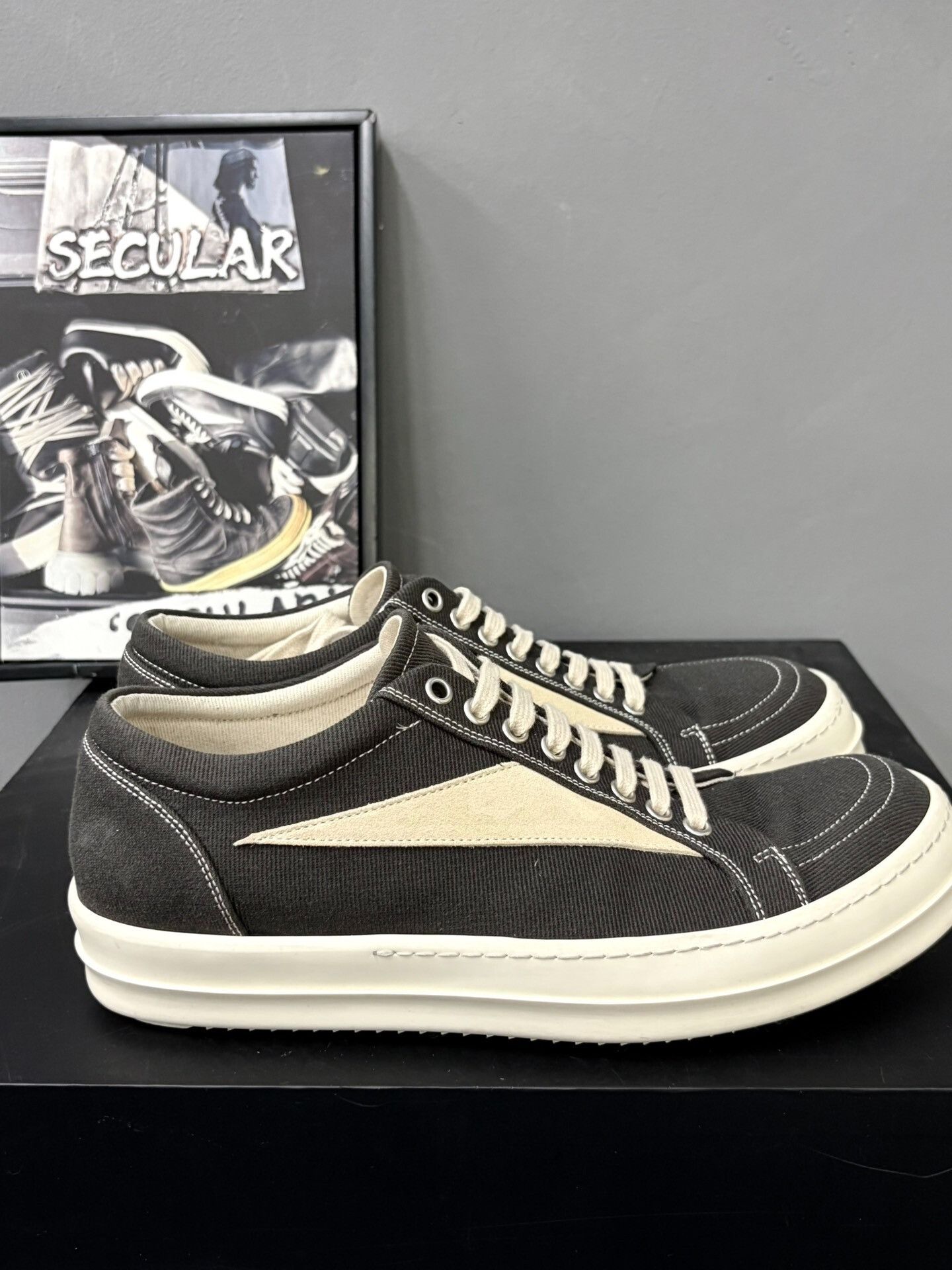 Rick Owens Rick Owens Inspired Low-Top Canvas Sneakers Size US 6 / IT 36 - 4 Thumbnail