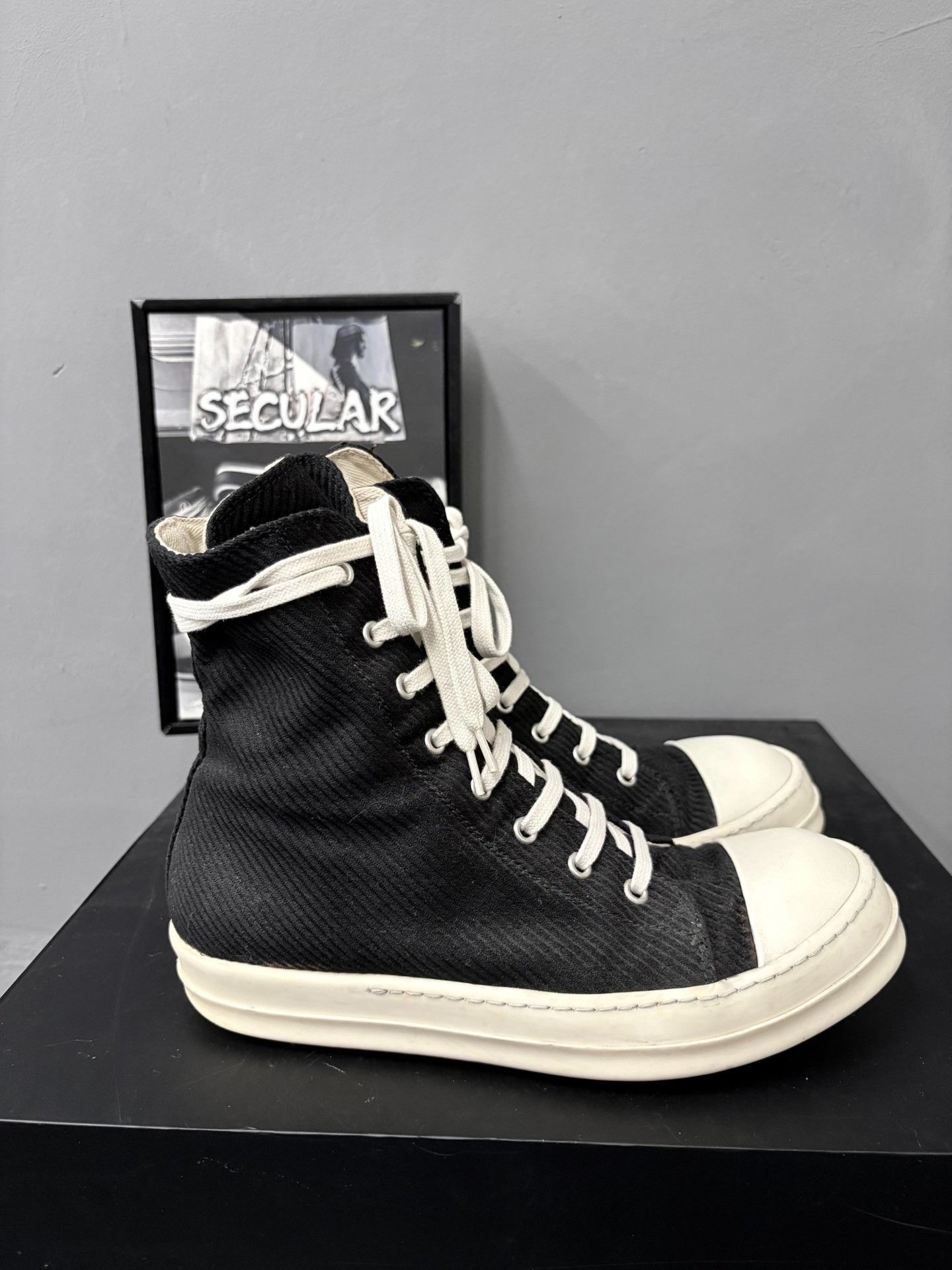 Rick Owens Drkshdw Rick Owens Drkshdw High-Top Canvas Shoes Size US 6.5 / EU 39-40 - 4 Thumbnail