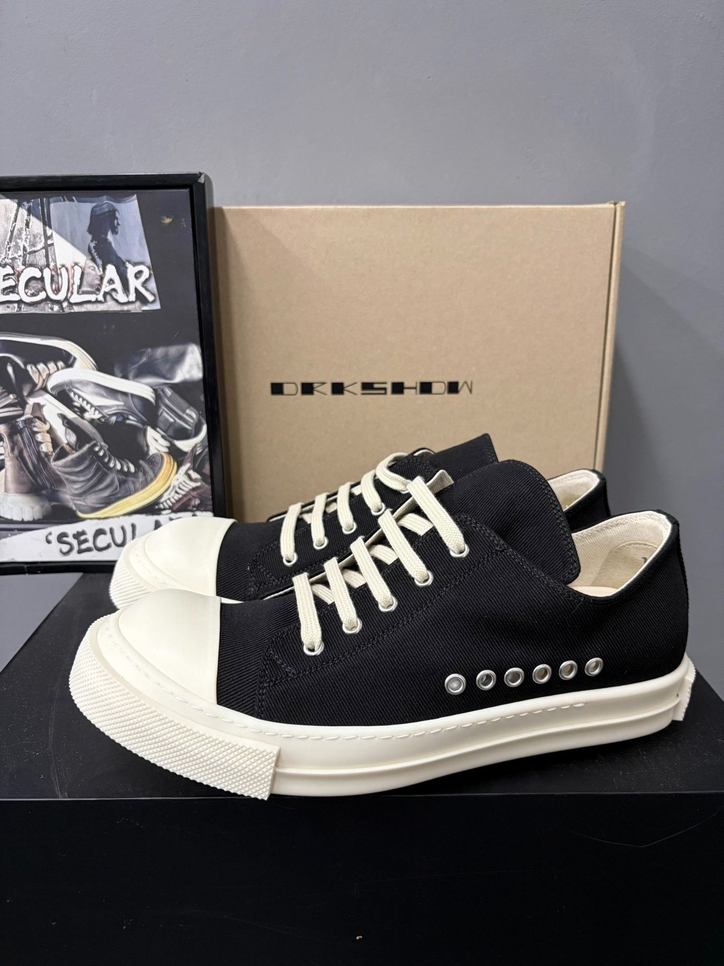 Rick Owens Drkshdw Rick Owens DRKSHDW TEMPLE Canvas Shoes Size US 6 / EU 39 - 2 Thumbnail