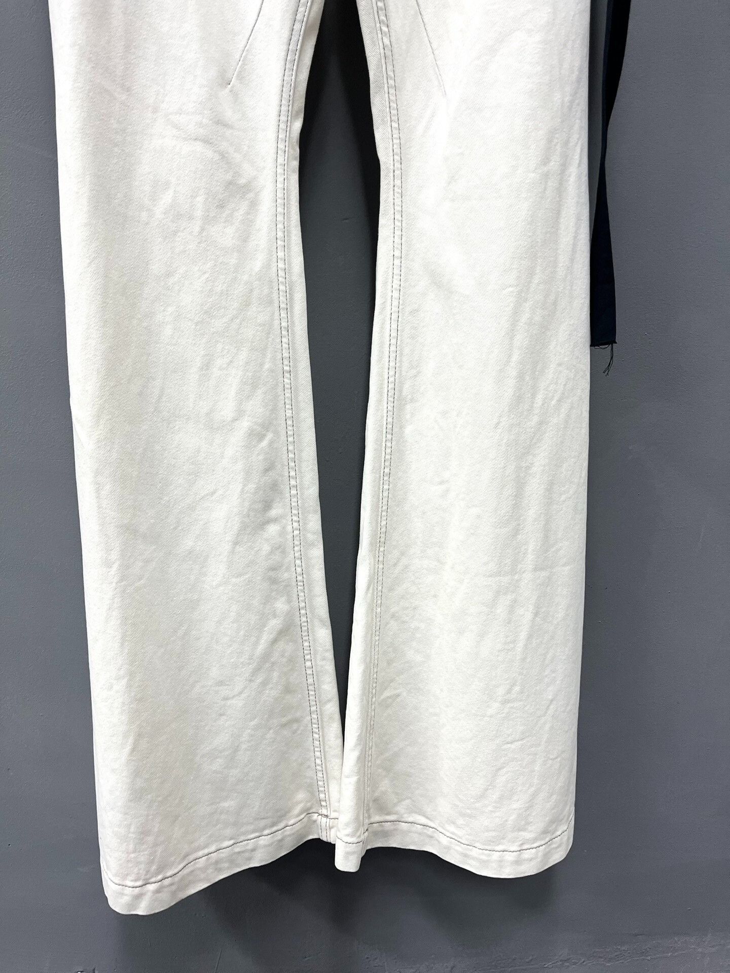 Rick Owens Rick Owens Bolan Bootcut White Jeans Size US 32 / EU 48 - 8 Thumbnail