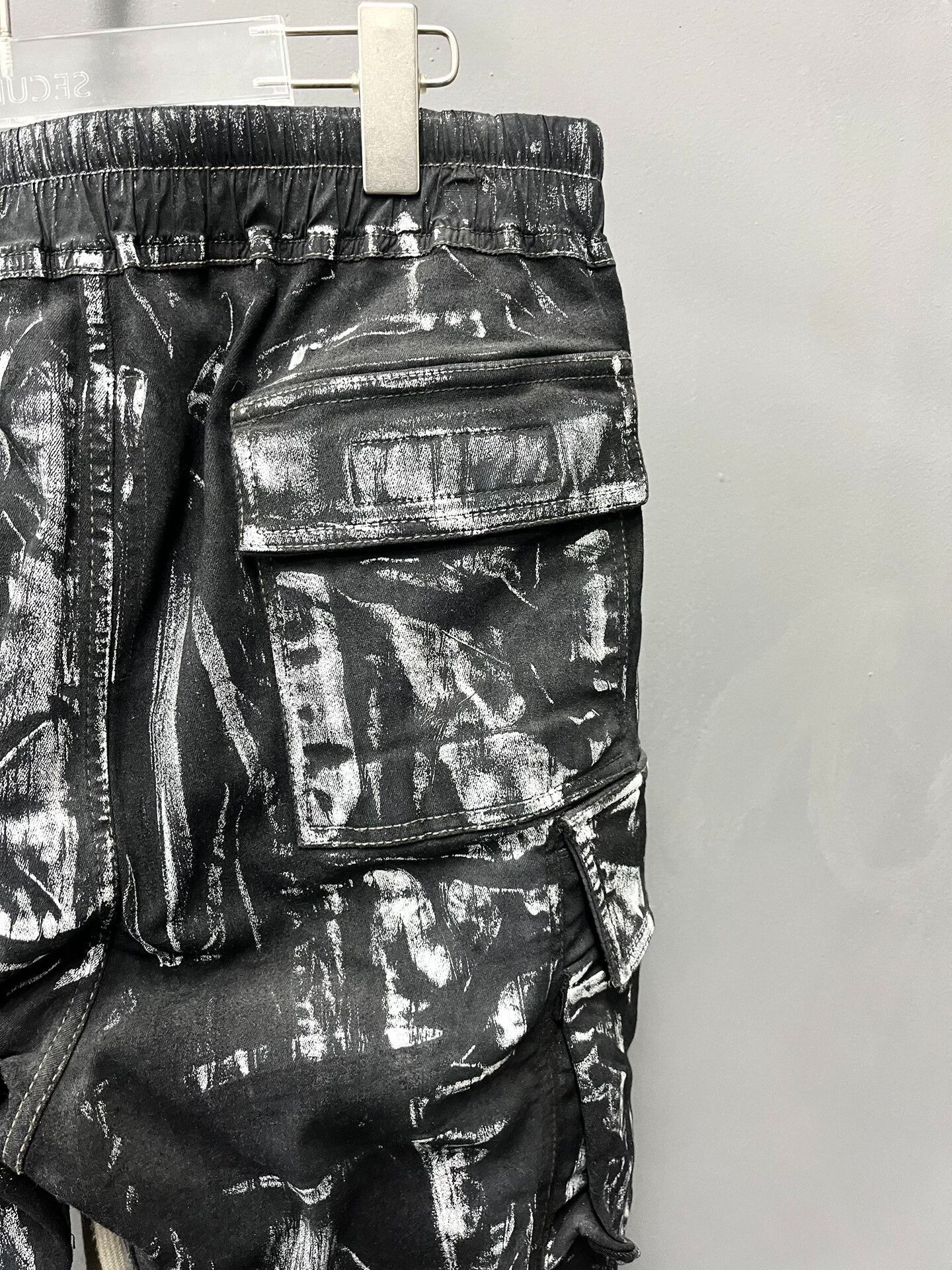 Rick Owens Rick Owens 21FW Painted Cargo Pants Size US 42 / EU 58 - 6 Thumbnail