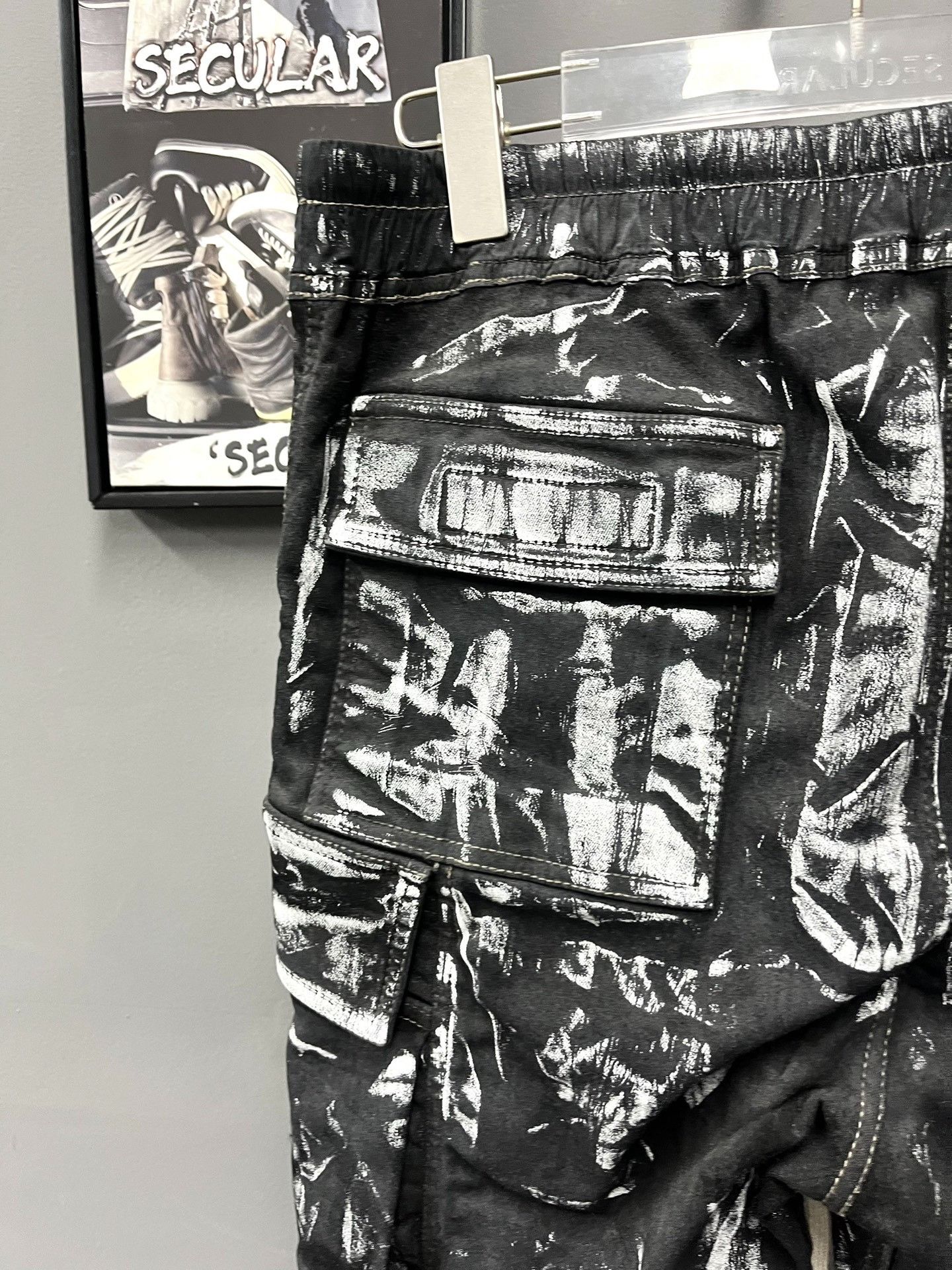 Rick Owens Rick Owens 21FW Painted Cargo Pants Size US 42 / EU 58 - 5 Thumbnail