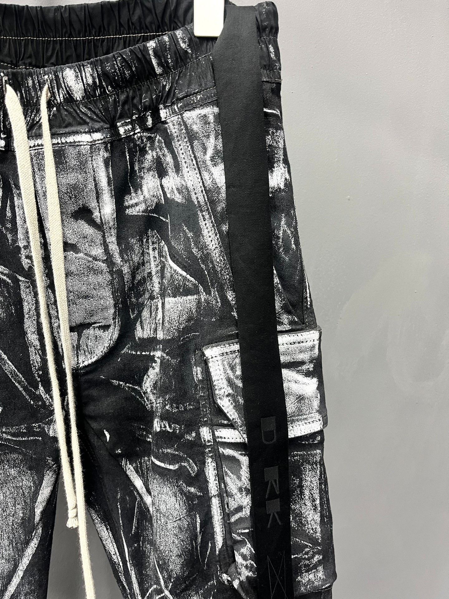 Rick Owens Rick Owens Painted Black White Cargo Pants Size US 28 / EU 44 - 3 Thumbnail