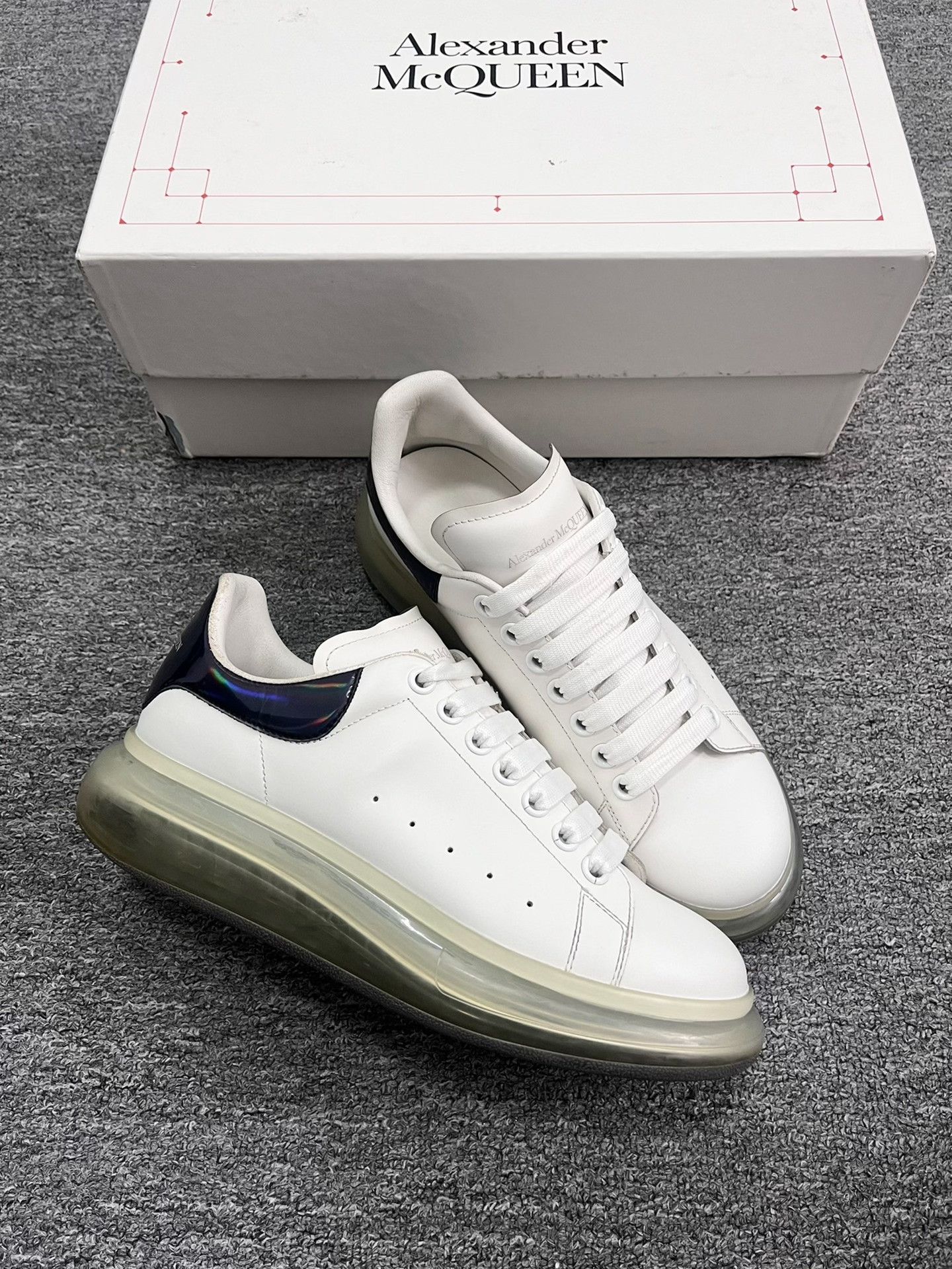 McQ Alexander McQueen Alexander McQueen Classic White Thick Sole Size US 8 / EU 41 - 2 Thumbnail