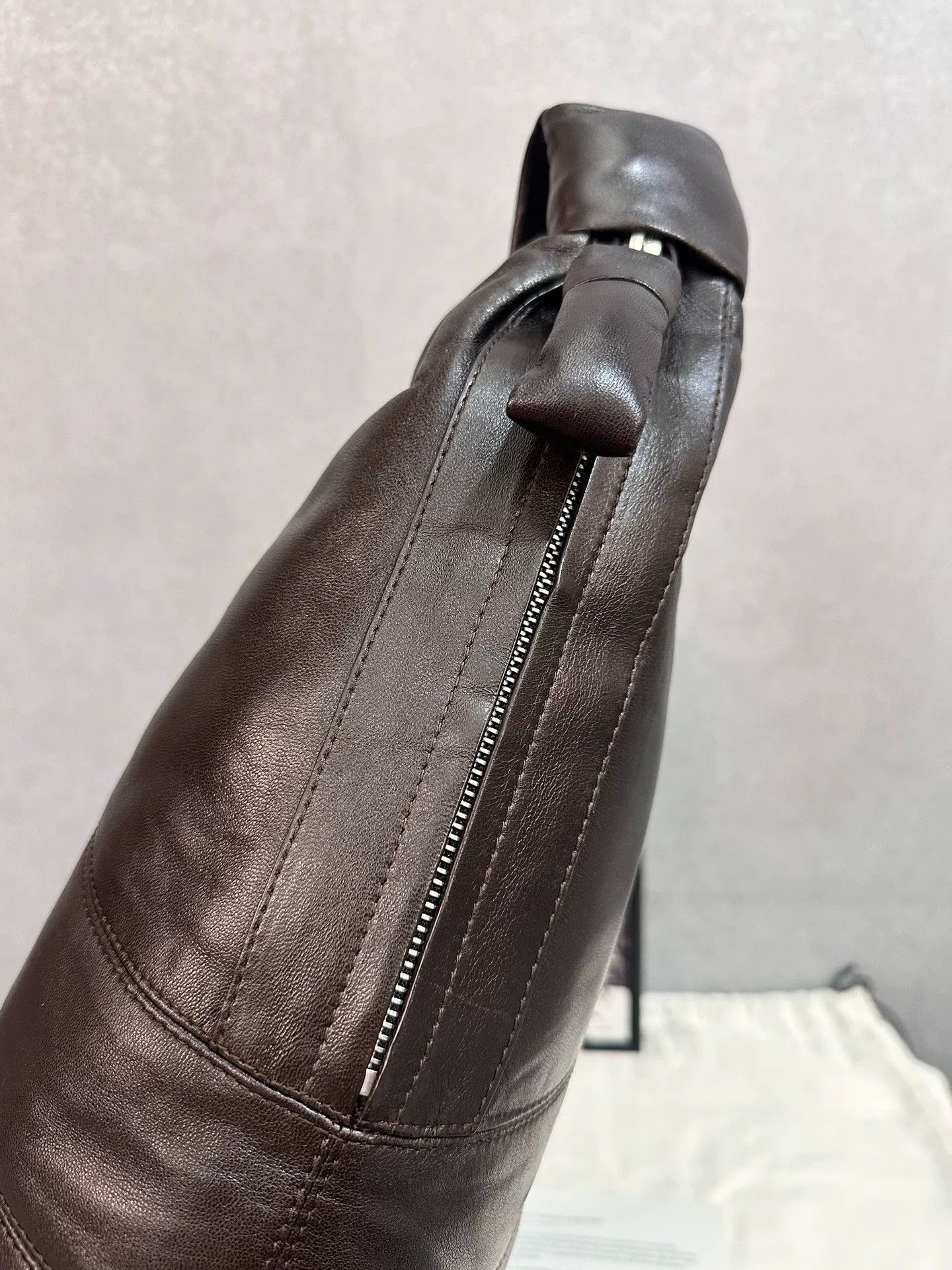 Lemaire Lemaire Large Dark Chocolate Lambskin Croissant Bag Size ONE SIZE - 7 Thumbnail