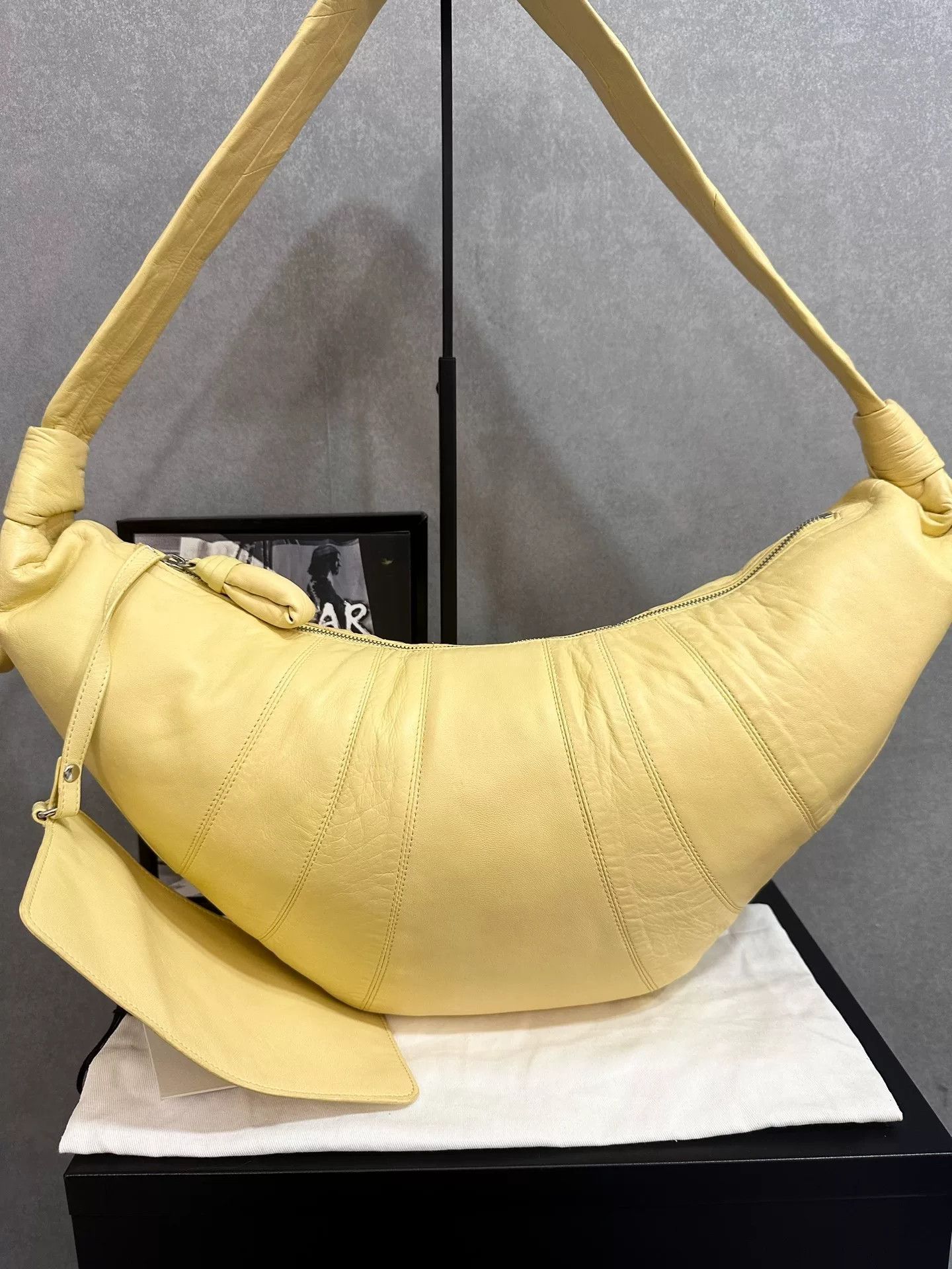 Lemaire Lemaire Oversized Ginger Croissant Bag Size ONE SIZE - 2 Thumbnail