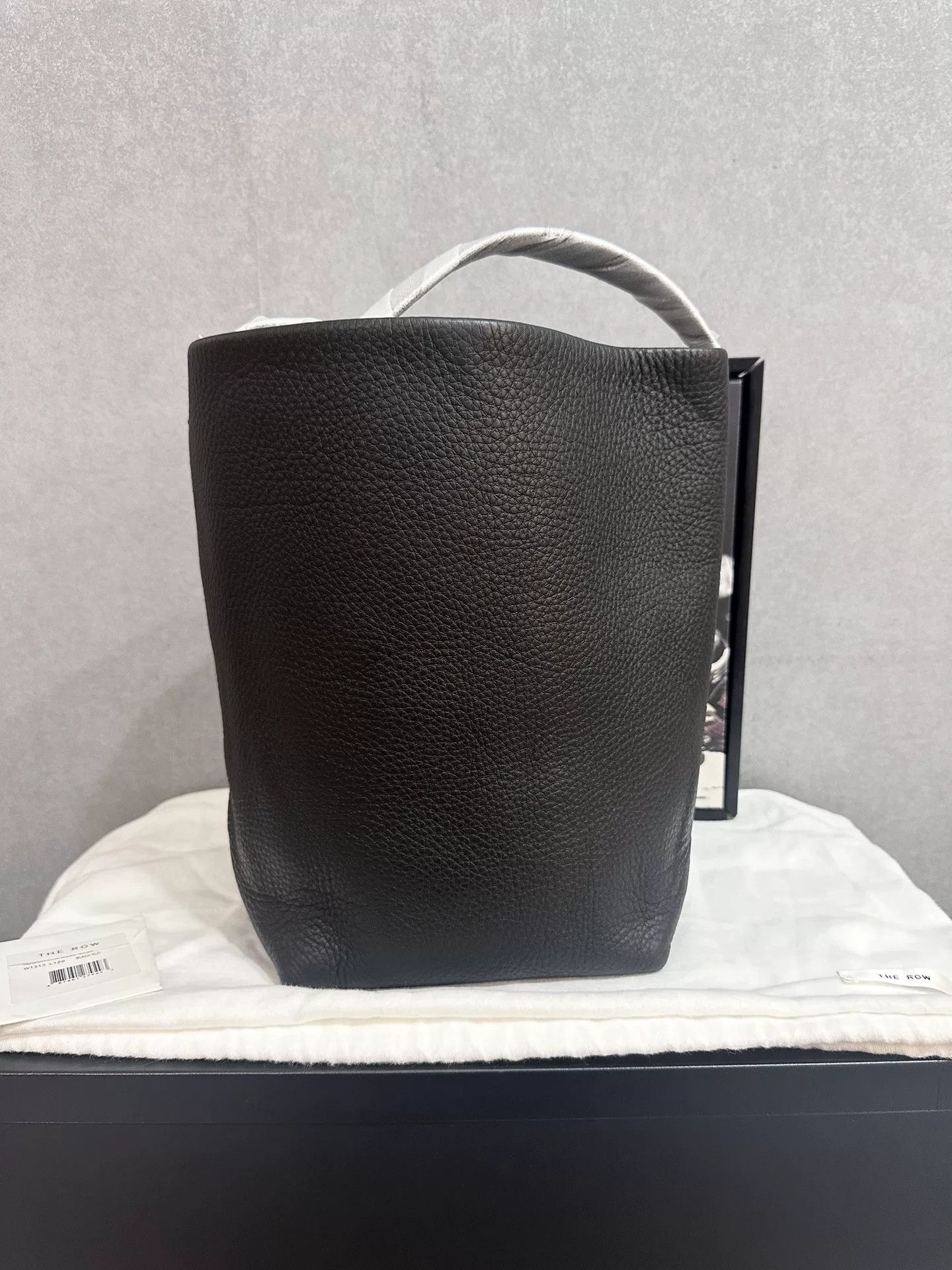 The Row The Row N/S Park Medium Bucket Tote Size ONE SIZE - 2 Thumbnail