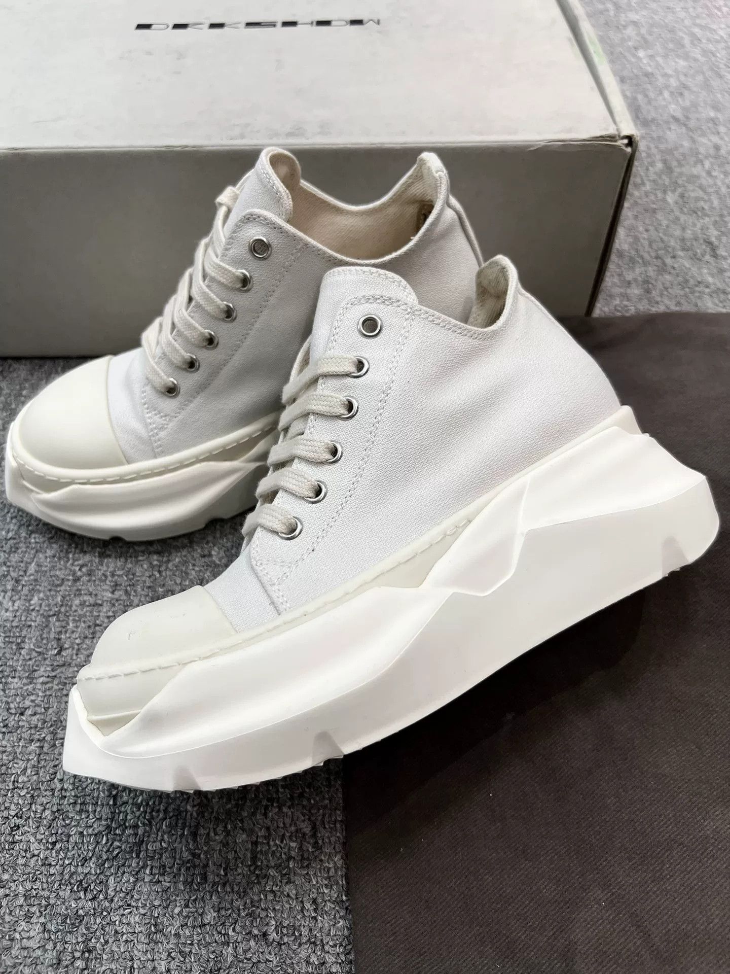 Rick Owens Rick Owens Tank Sole Canvas Sneakers Size US 5 / IT 35 - 4 Thumbnail