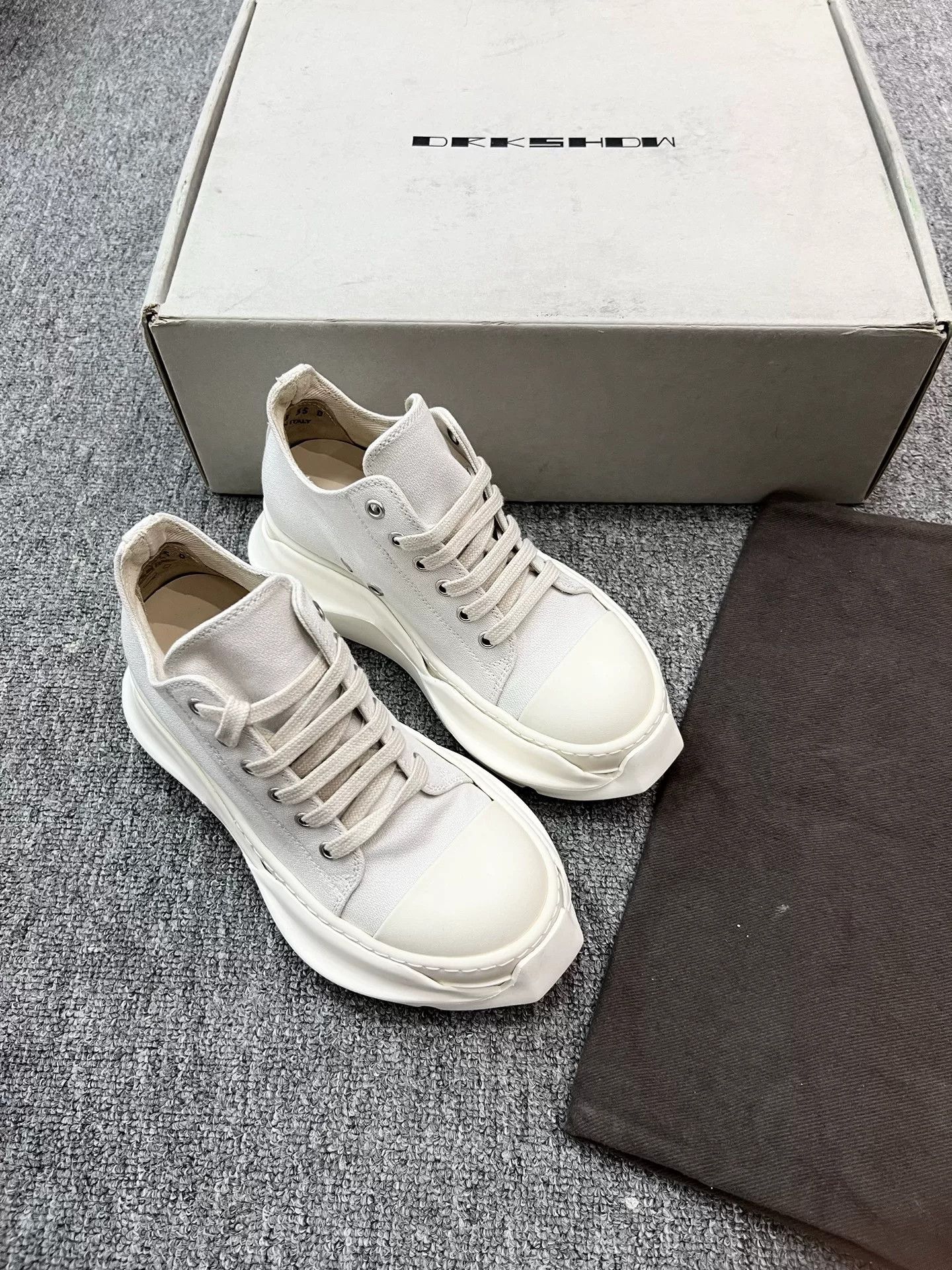 Rick Owens Rick Owens Tank Sole Canvas Sneakers Size US 5 / IT 35 - 3 Thumbnail