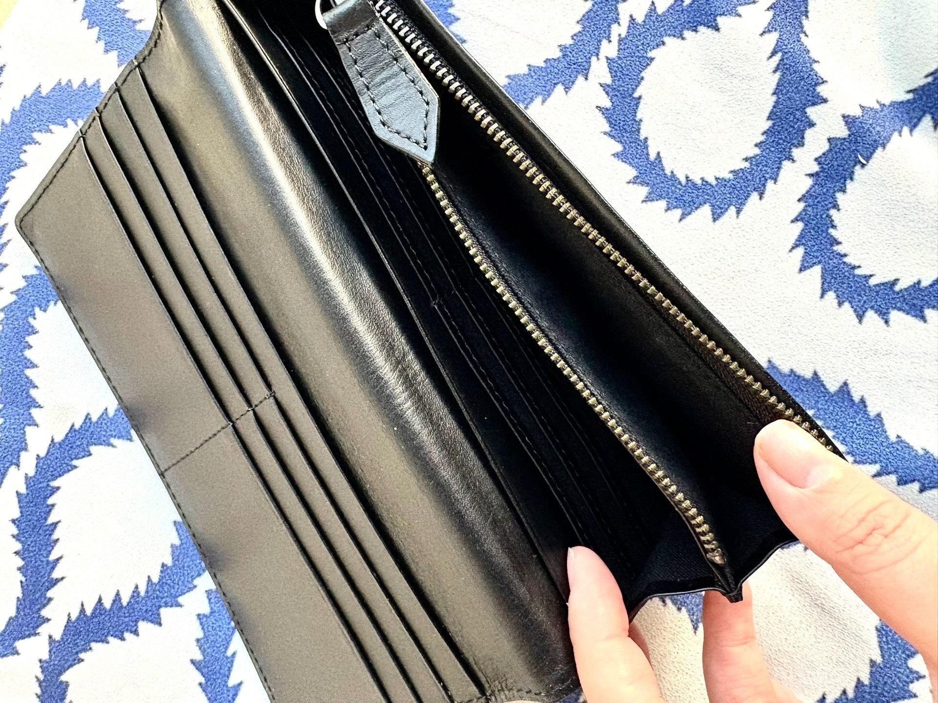Vivienne Westwood Vivienne Westwood Black Leather Saturn Long Wallet Size ONE SIZE - 8 Thumbnail