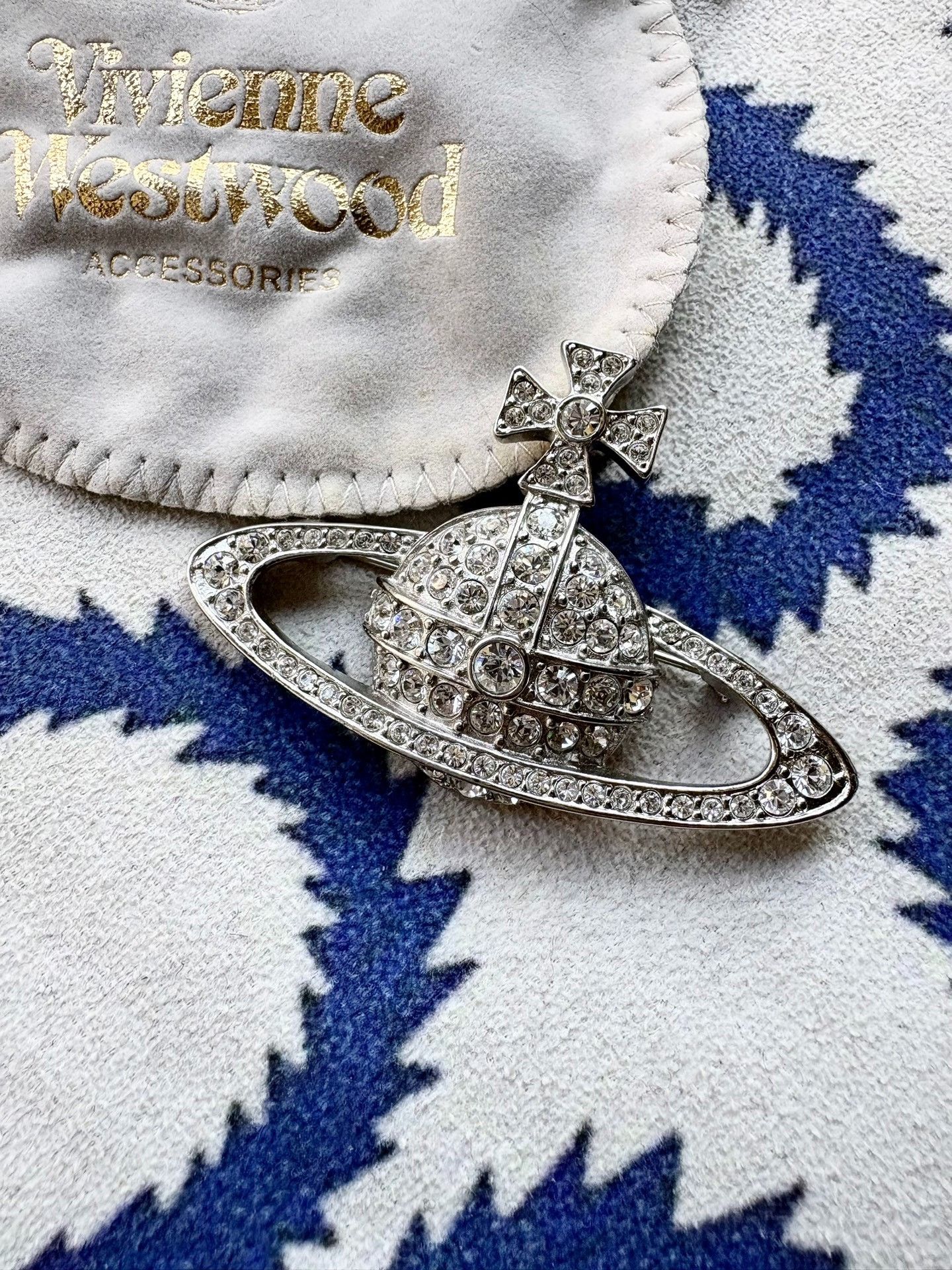 Vivienne Westwood Vivienne Westwood Vintage Silver Saturn Brooch Size ONE SIZE - 2 Thumbnail