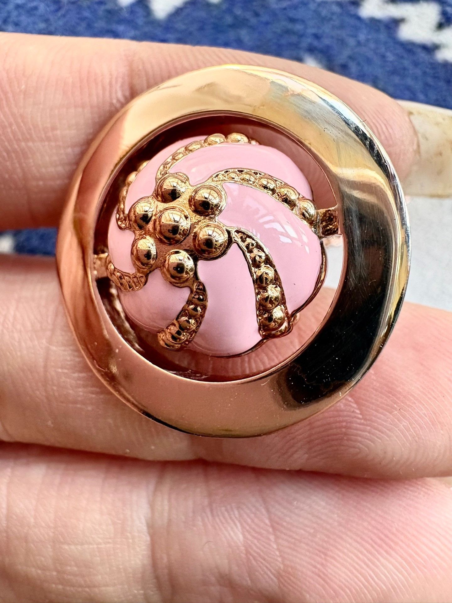 Vivienne Westwood Vivienne Westwood Vintage Pink Orb Necklace Size ONE SIZE - 6 Thumbnail