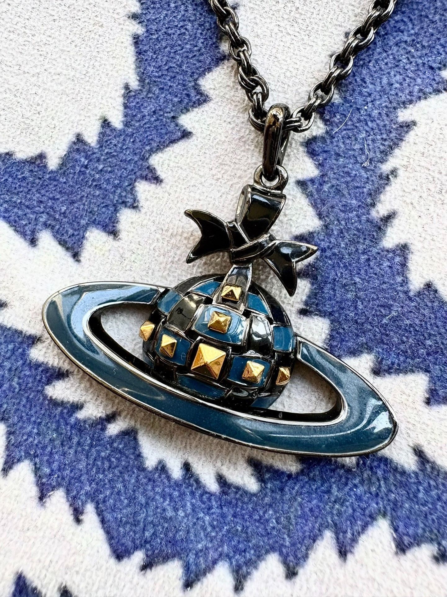 Vivienne Westwood Vivienne Westwood Vintage Blue Saturn Necklace Size ONE SIZE - 5 Thumbnail