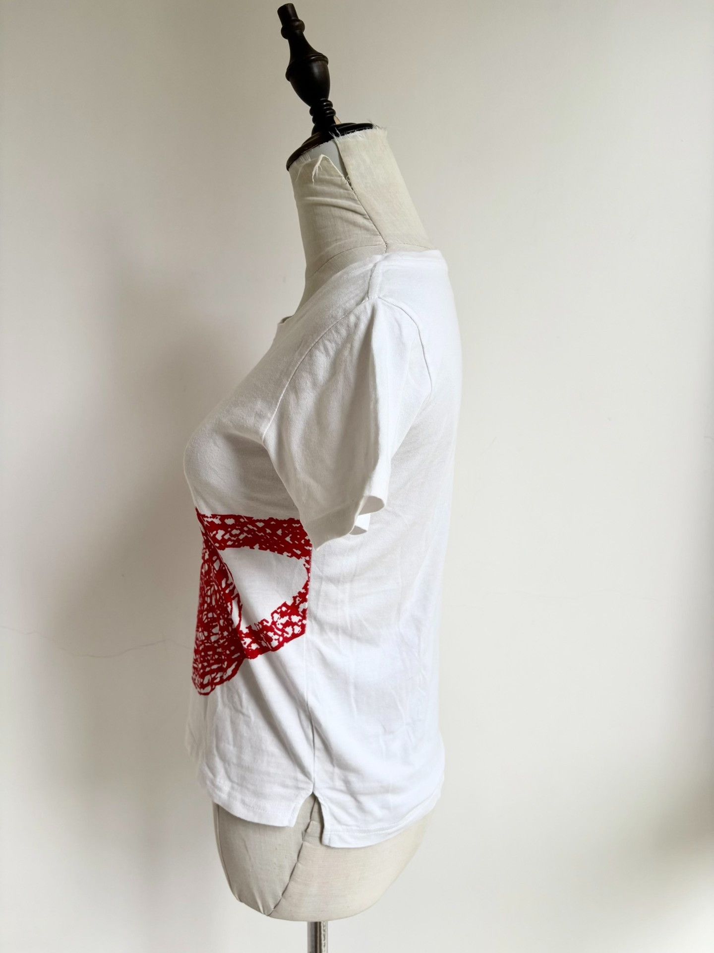 Vivienne Westwood Vivienne Westwood 90s Vintage White Saturn Tee Size M / US 6-8 / IT 42-44 - 3 Thumbnail