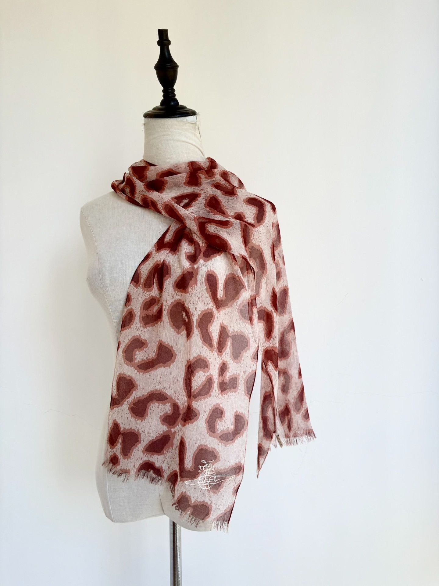 Vivienne Westwood Vivienne Westwood Vintage Orange Leopard Silk Scarf Size ONE SIZE - 4 Thumbnail