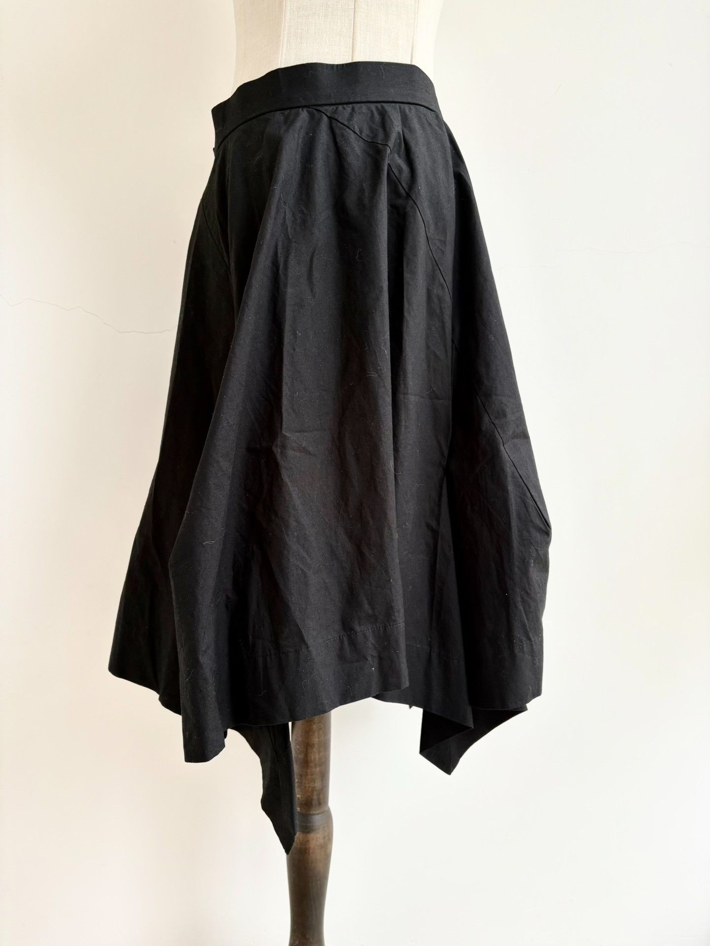 Vivienne Westwood Vivienne Westwood Vintage Black Asymmetrical Skirt Size 36" / US 14 / IT 50 - 2 Thumbnail