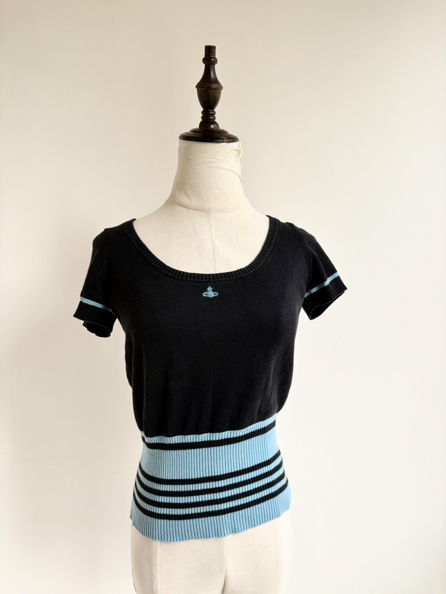 Vivienne Westwood Vivienne Westwood Vintage Striped Knit Top Size M / US 6-8 / IT 42-44 - 3 Thumbnail