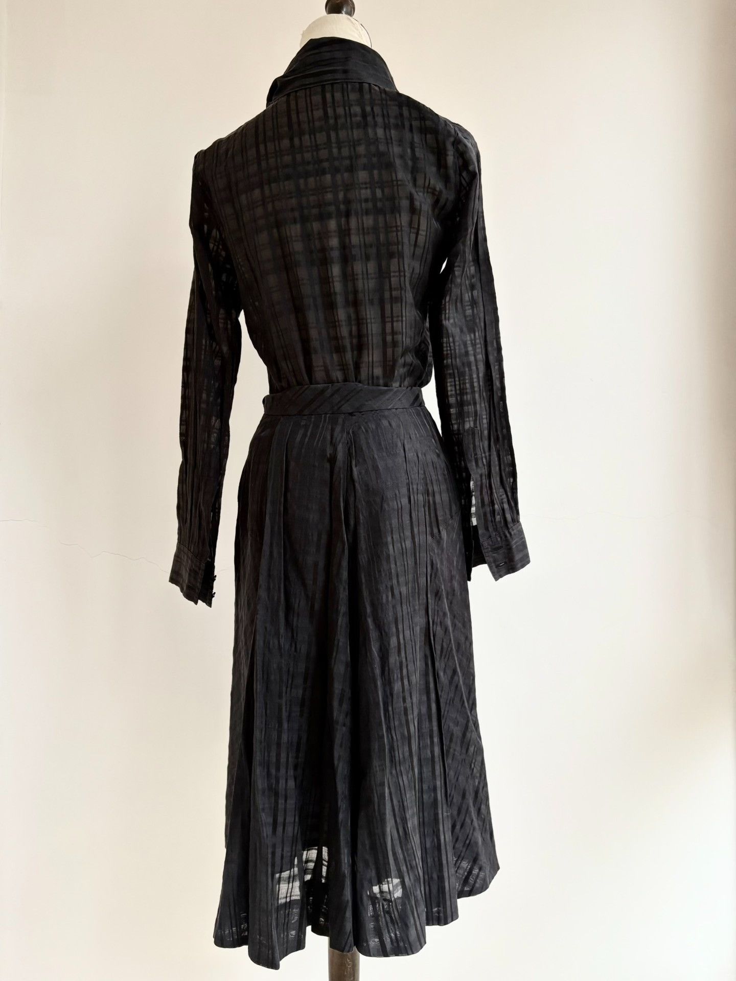 Vivienne Westwood Vivienne Westwood Black Stripe Bow Shirt Set Size M / US 6-8 / IT 42-44 - 3 Thumbnail
