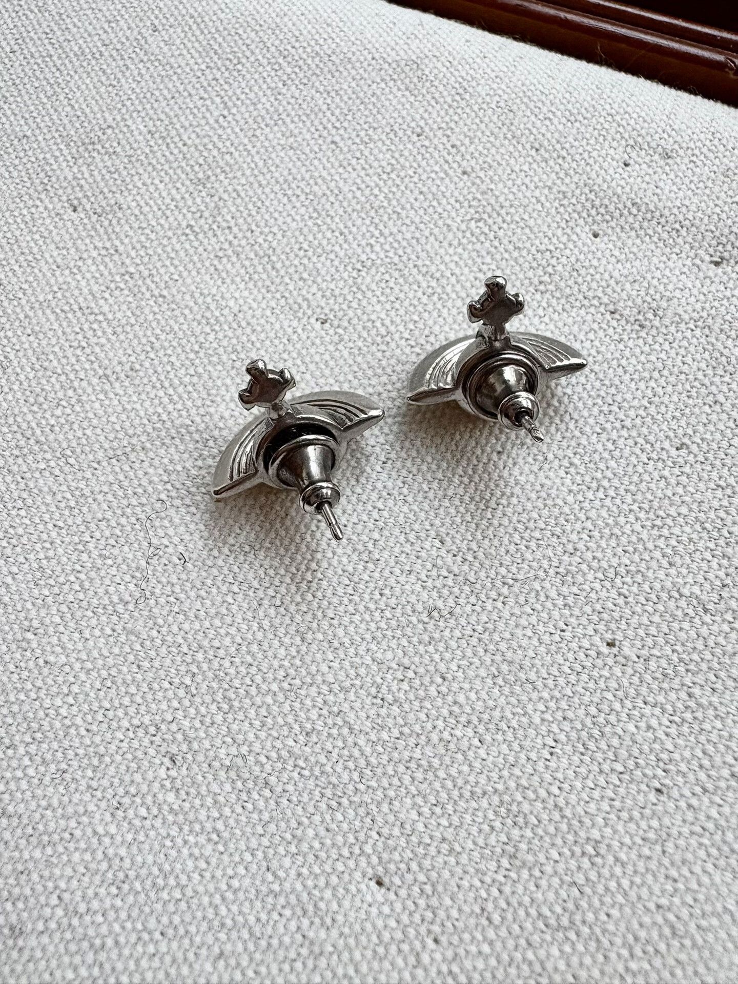 Vivienne Westwood Vivienne Westwood Silver Saturn Stud Earrings Size ONE SIZE - 4 Thumbnail