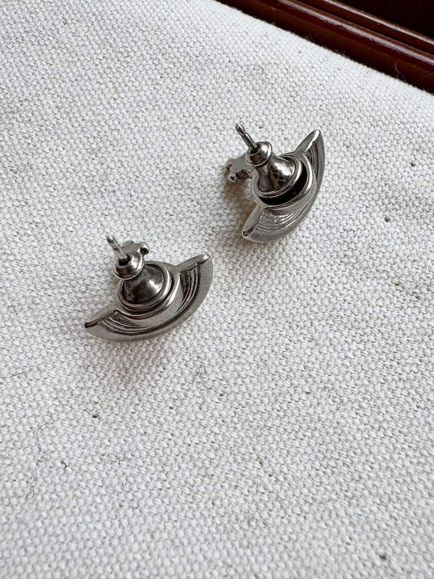 Vivienne Westwood Vivienne Westwood Silver Saturn Stud Earrings Size ONE SIZE - 3 Thumbnail