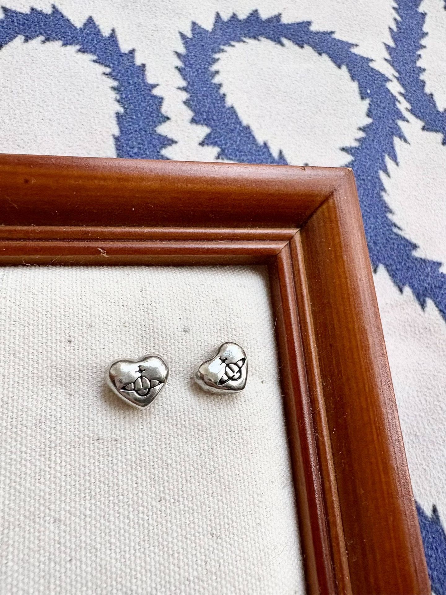 Vivienne Westwood Vivienne Westwood Heart Saturn Silver Earrings Size ONE SIZE - 2 Thumbnail