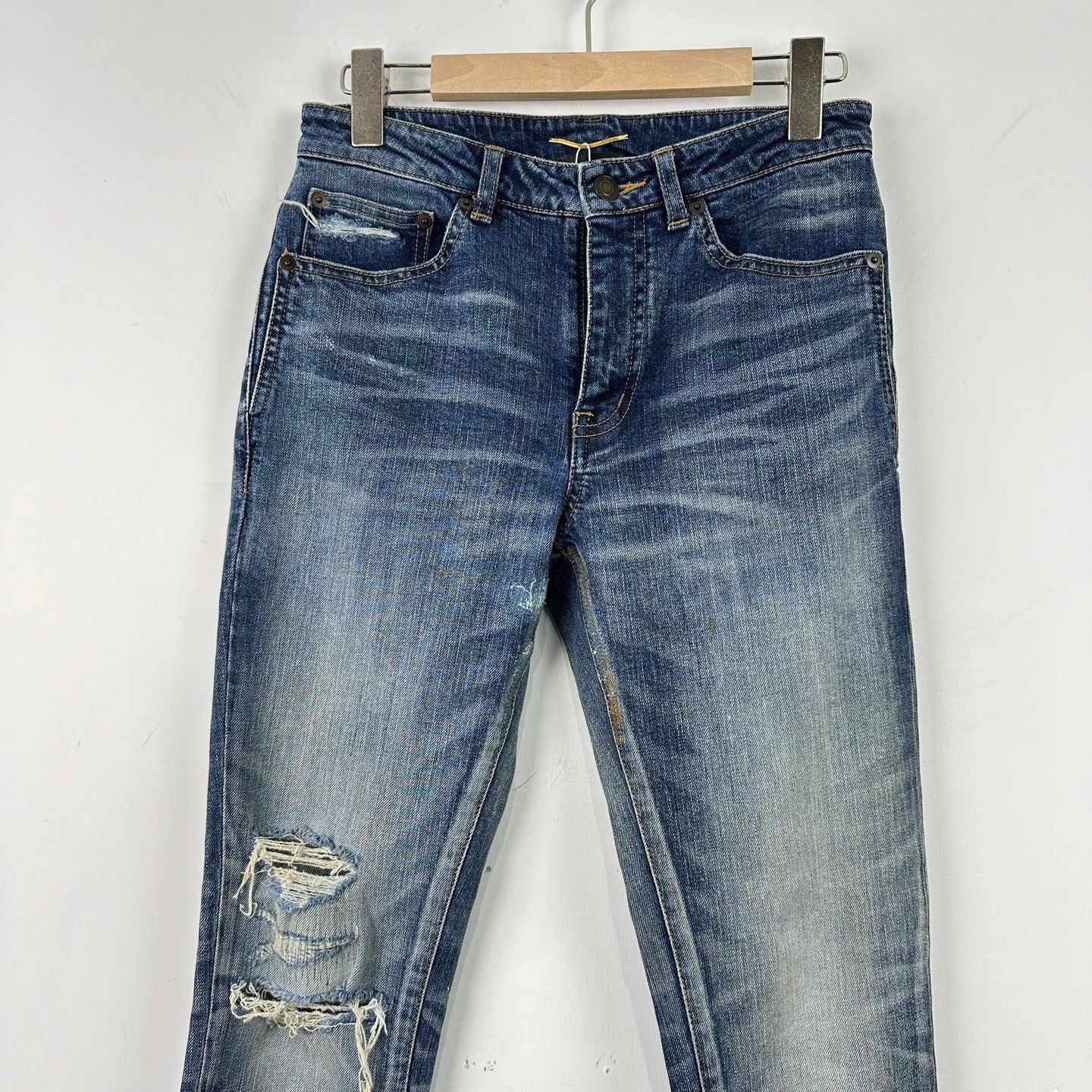 Saint Laurent Paris Saint Laurent Distressed Jeans 27 Size 27" / US 4 / IT 40 - 4 Thumbnail